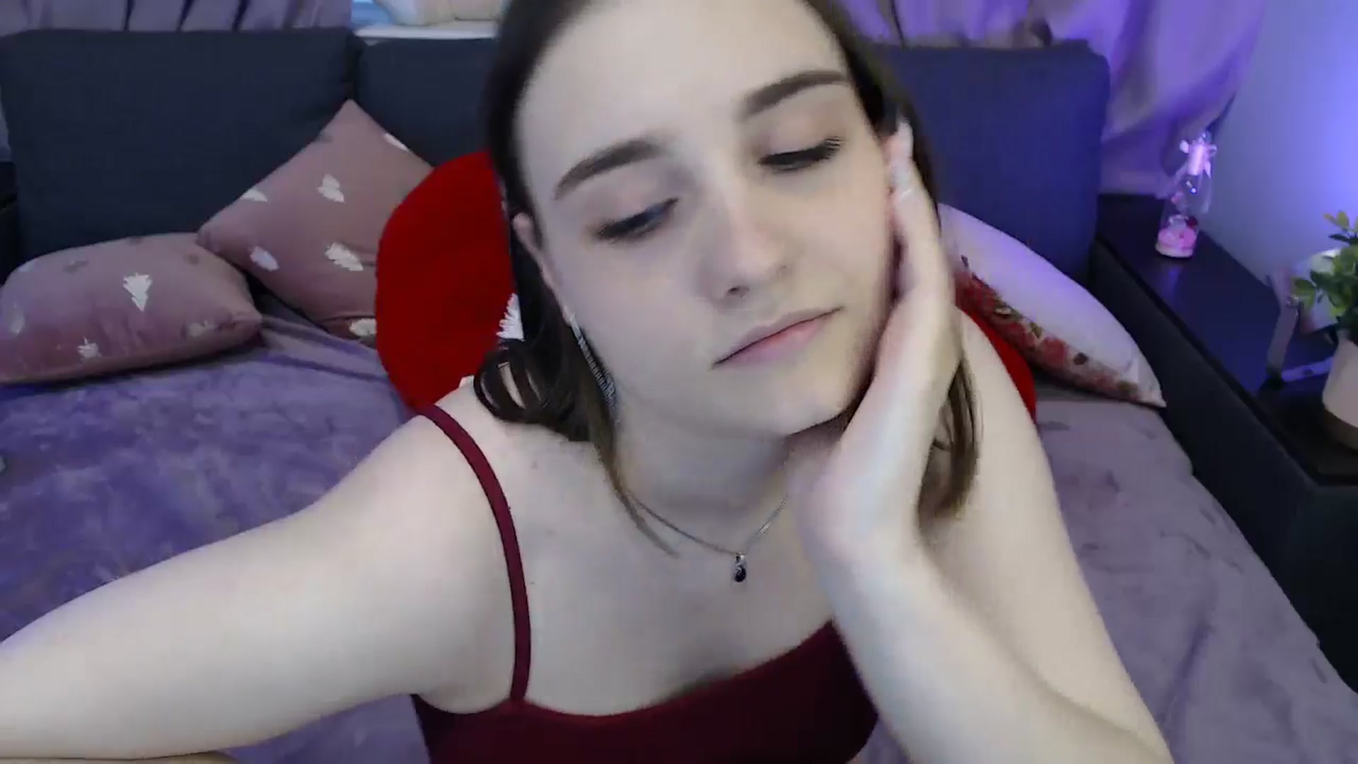 Gallery image thumbnail from LaneyGrey's myfreecams stream on, 08/08/2025, 12:27 image 17 of 20