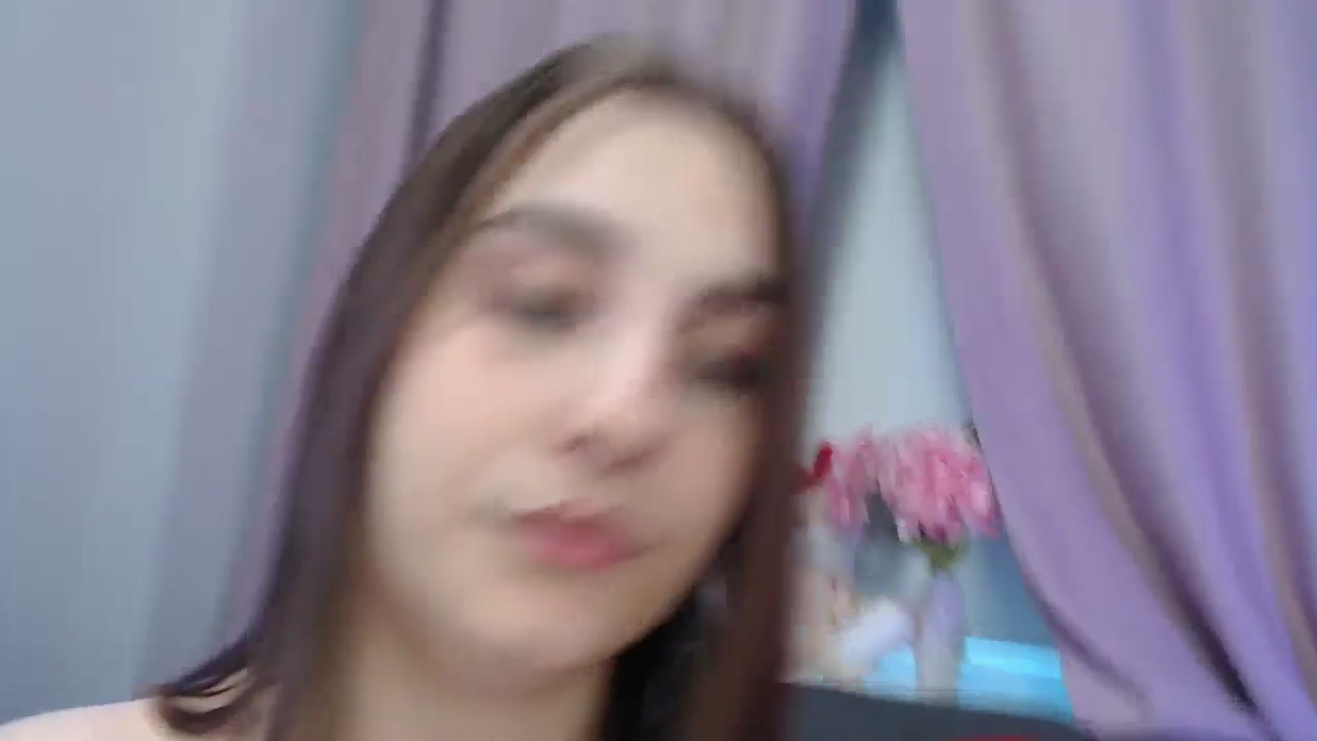 Gallery image thumbnail from LaneyGrey's myfreecams stream on, 08/09/2025, 11:20 image 17 of 20