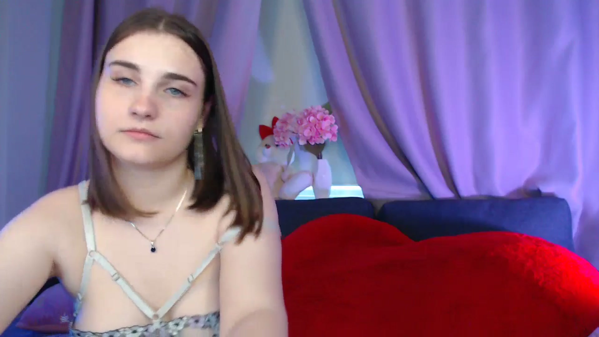 Gallery image thumbnail from LaneyGrey's myfreecams stream on, 08/09/2025, 12:19 image 11 of 20