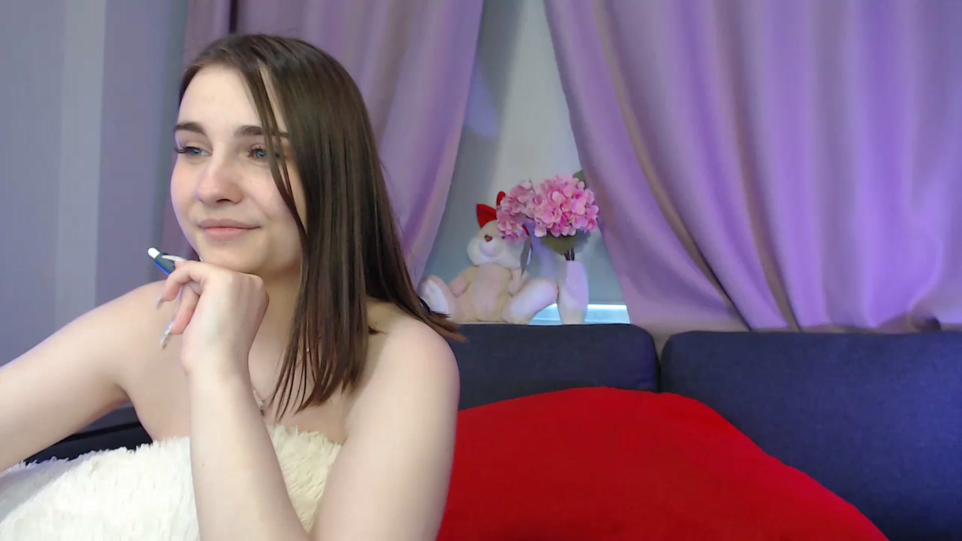 Gallery image thumbnail from LaneyGrey's myfreecams stream on, 08/10/2025, 13:53 image 15 of 20