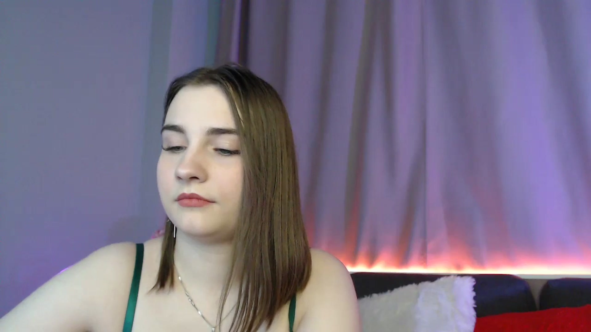 Gallery image thumbnail from LaneyGrey's myfreecams stream on, 08/13/2025, 10:08 image 17 of 20