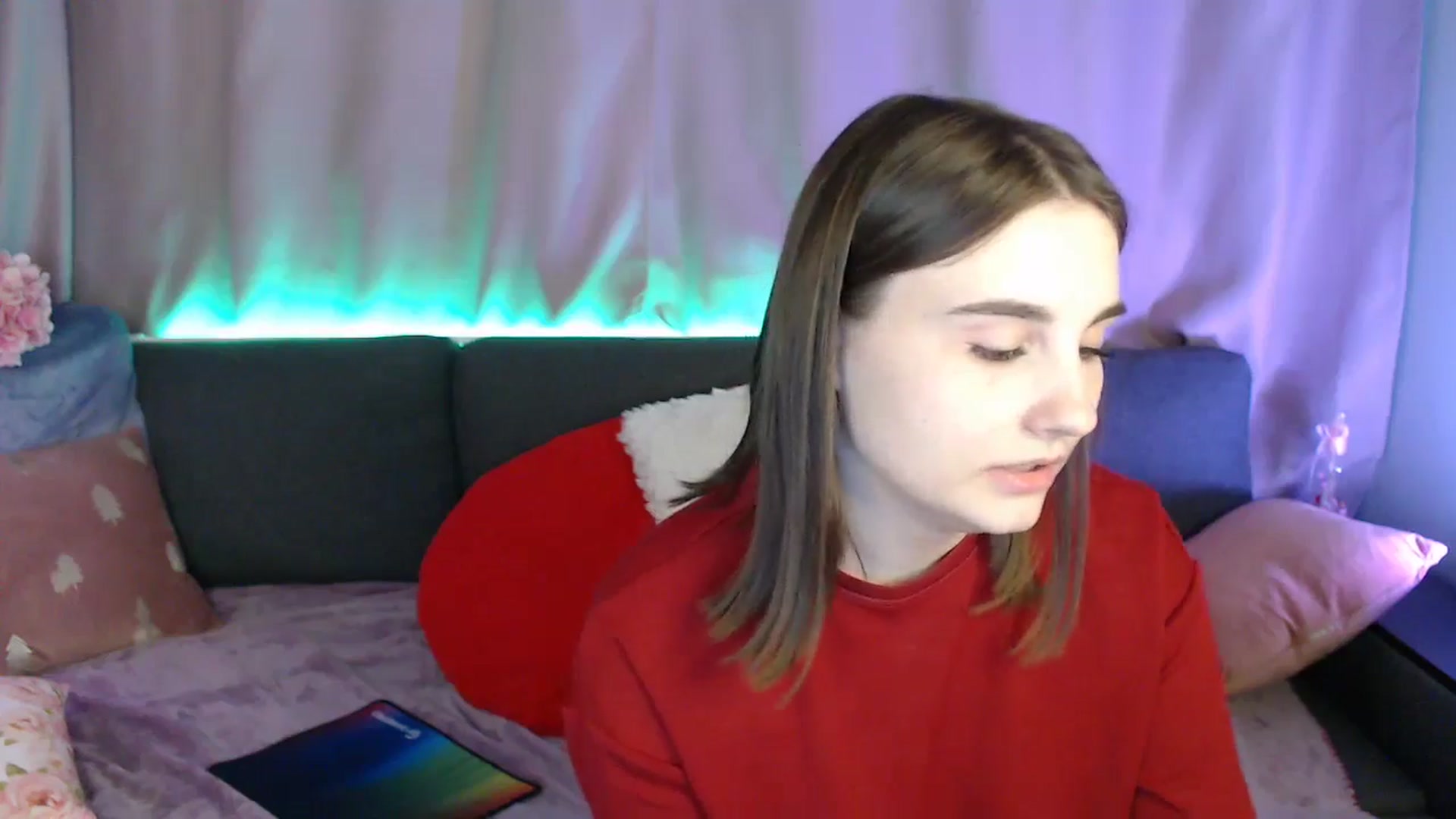 Gallery image thumbnail from LaneyGrey's myfreecams stream on, 08/16/2025, 12:58 image 7 of 20