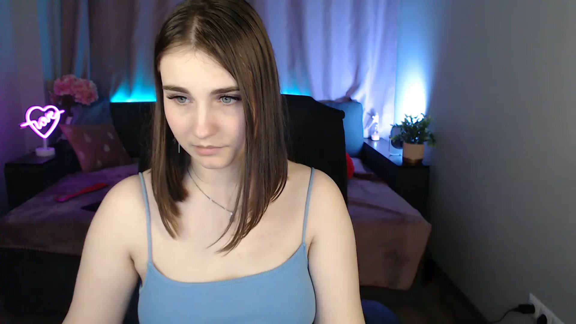 Gallery image thumbnail from LaneyGrey's myfreecams stream on, 08/23/2025, 13:09 image 14 of 20