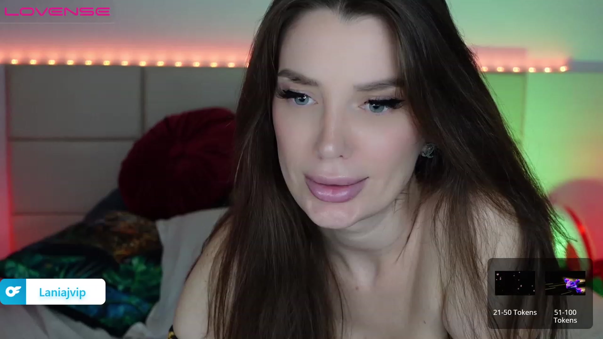 Gallery image thumbnail from LaniaJ's myfreecams stream on, 12/16/2022, 23:34 image 10 of 20
