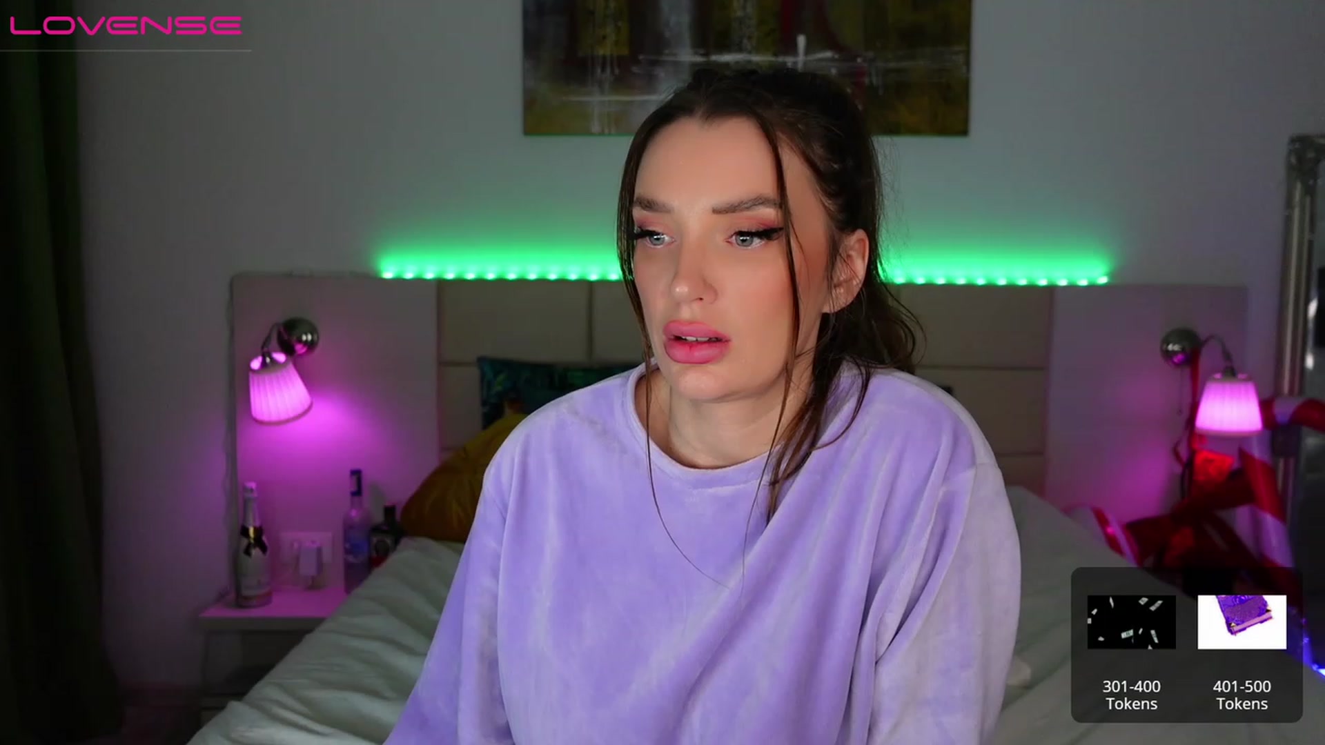 Gallery image thumbnail from LaniaJ's myfreecams stream on, 12/18/2022, 22:36 image 17 of 20