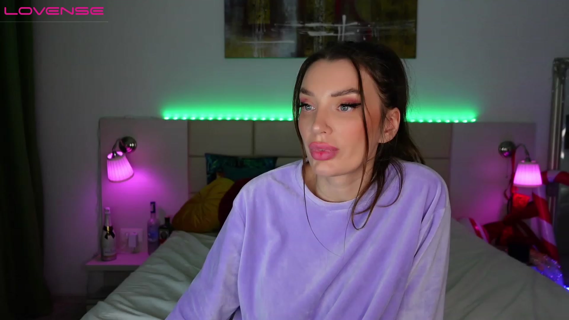 Gallery image thumbnail from LaniaJ's myfreecams stream on, 12/18/2022, 22:36 image 19 of 20