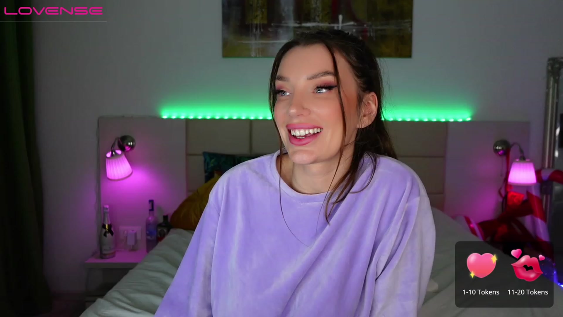 Gallery image thumbnail from LaniaJ's myfreecams stream on, 12/18/2022, 22:36 image 14 of 20