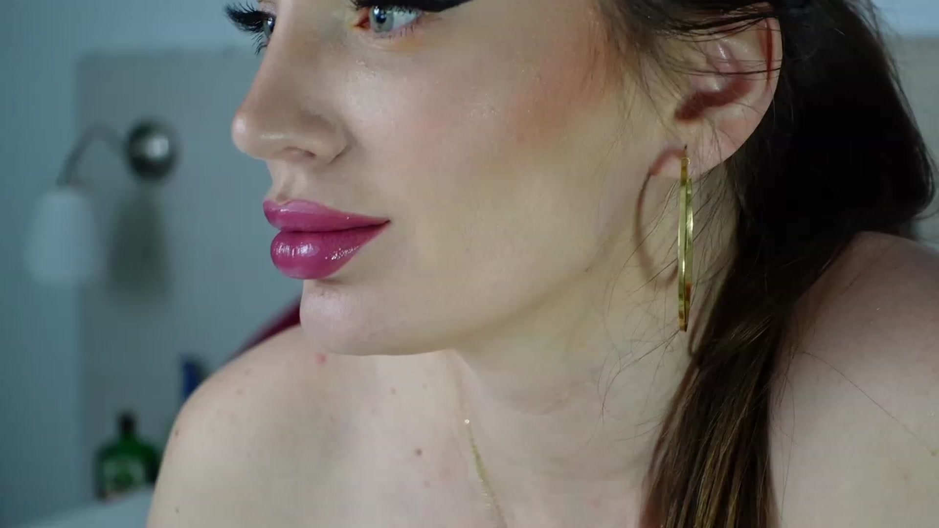 Gallery image thumbnail from LaniaJ's myfreecams stream on, 01/25/2023, 15:03 image 3 of 20