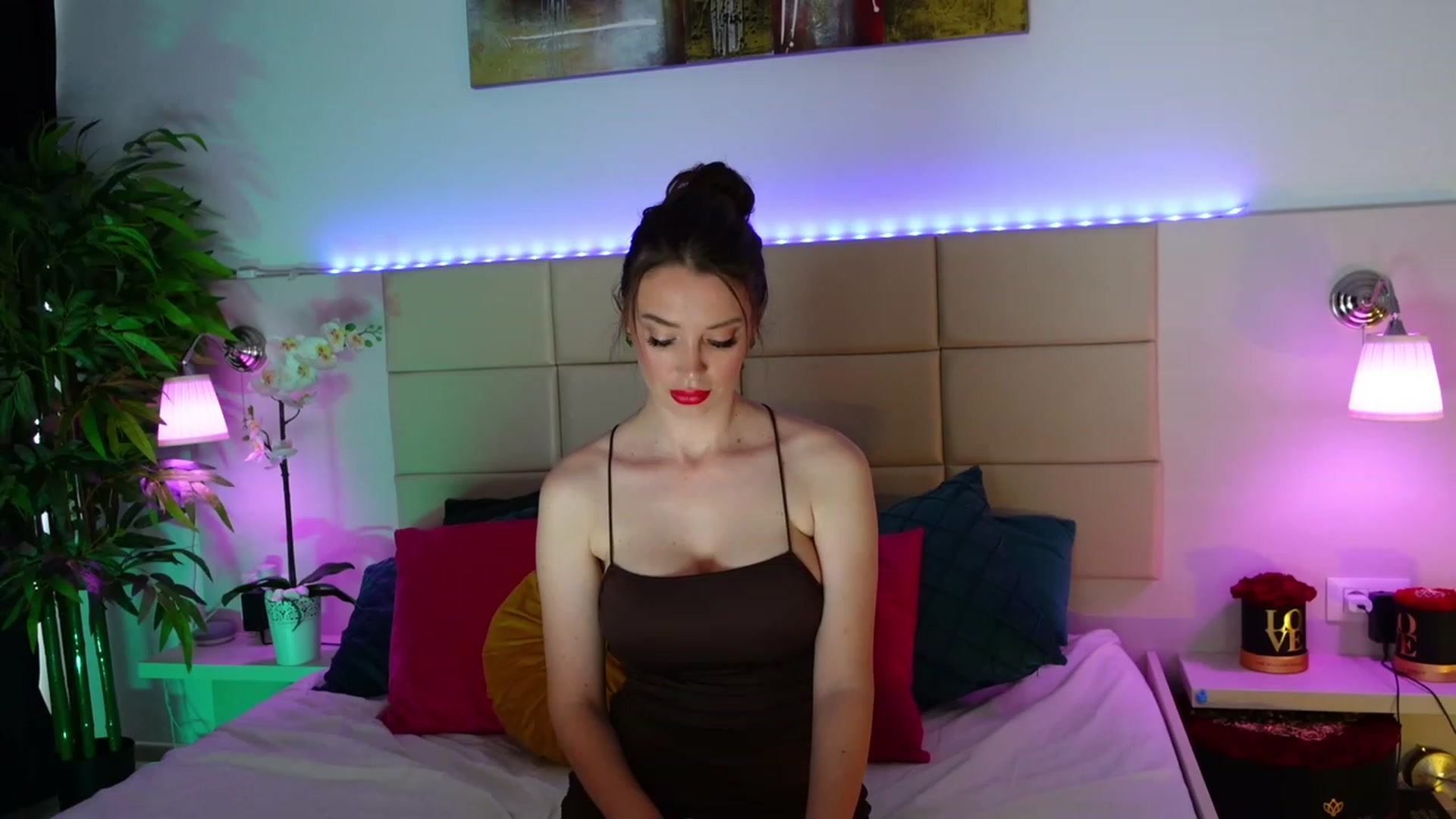Gallery image thumbnail from LaniaJ's myfreecams stream on, 06/27/2023, 09:24 image 4 of 20
