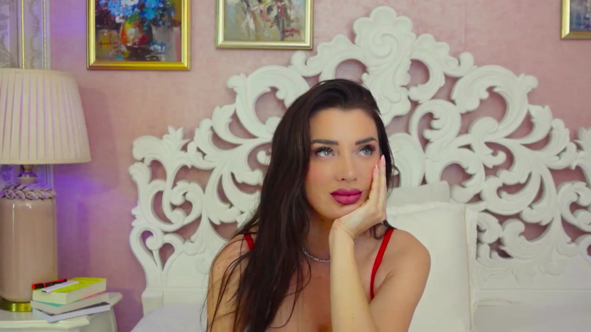 Gallery image thumbnail from LaniaJ's myfreecams stream on, 12/24/2024, 11:03 image 19 of 20