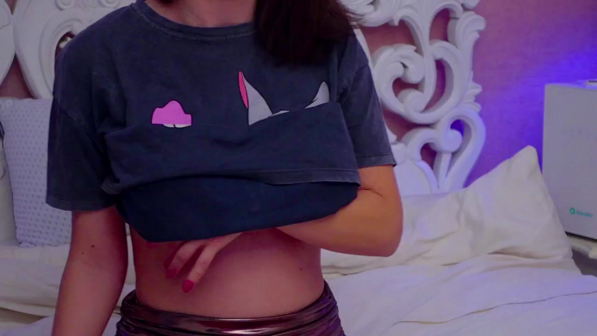 Gallery image thumbnail from LaniaJ's myfreecams stream on, 02/17/2025, 22:46 image 7 of 20