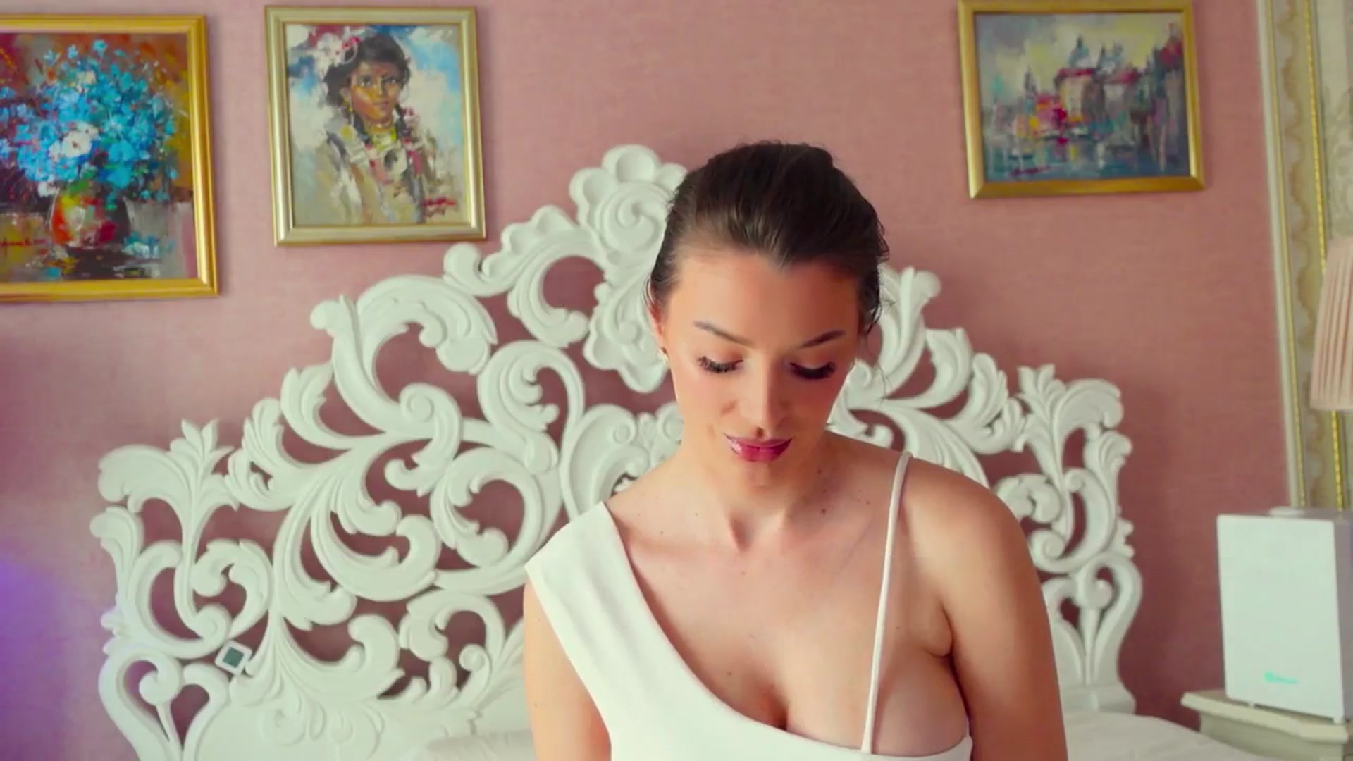 Gallery image thumbnail from LaniaJ's myfreecams stream on, 02/28/2025, 11:08 image 4 of 20