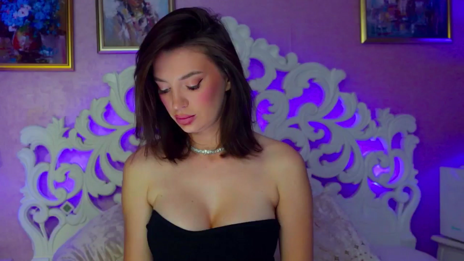 Gallery image thumbnail from LaniaJ's myfreecams stream on, 04/09/2025, 18:38 image 13 of 20