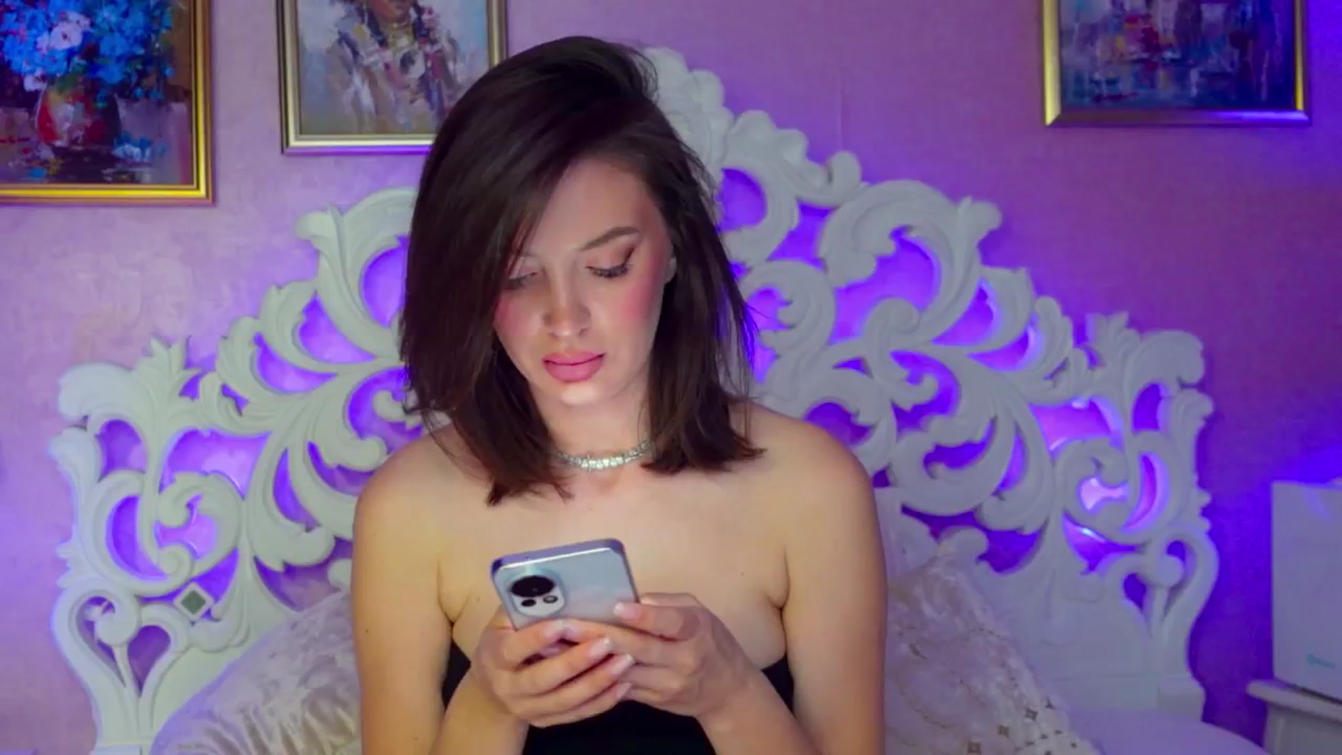 Gallery image thumbnail from LaniaJ's myfreecams stream on, 04/09/2025, 18:38 image 15 of 20