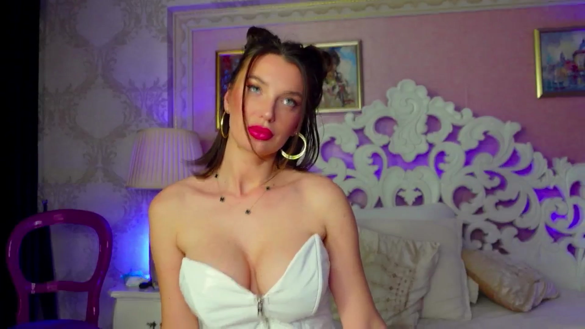 Gallery image thumbnail from LaniaJ's myfreecams stream on, 04/11/2025, 09:56 image 12 of 20