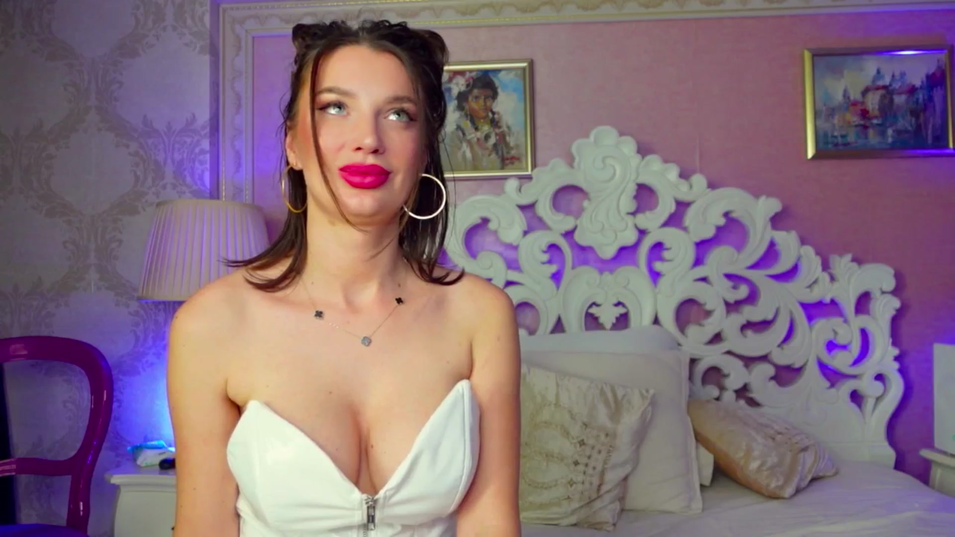 Gallery image thumbnail from LaniaJ's myfreecams stream on, 04/11/2025, 09:56 image 16 of 20