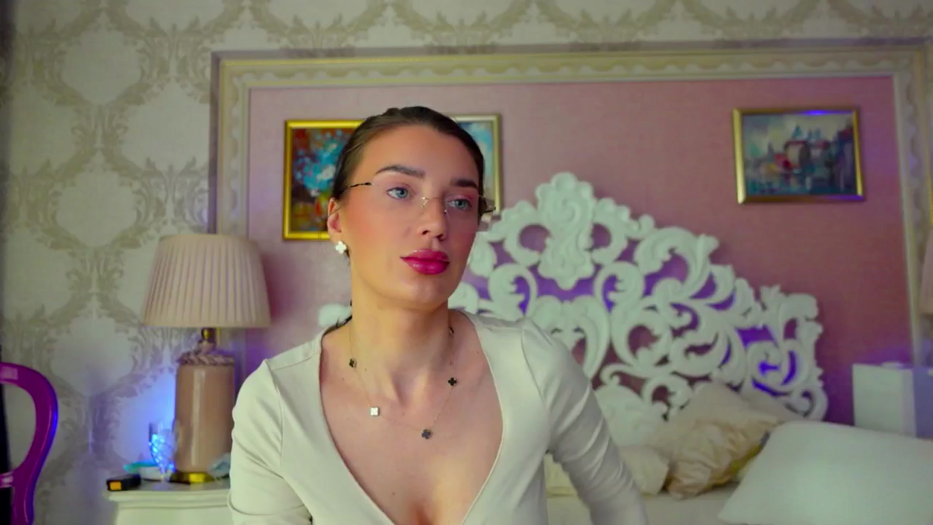 Gallery image thumbnail from LaniaJ's myfreecams stream on, 04/16/2025, 07:02 image 8 of 20