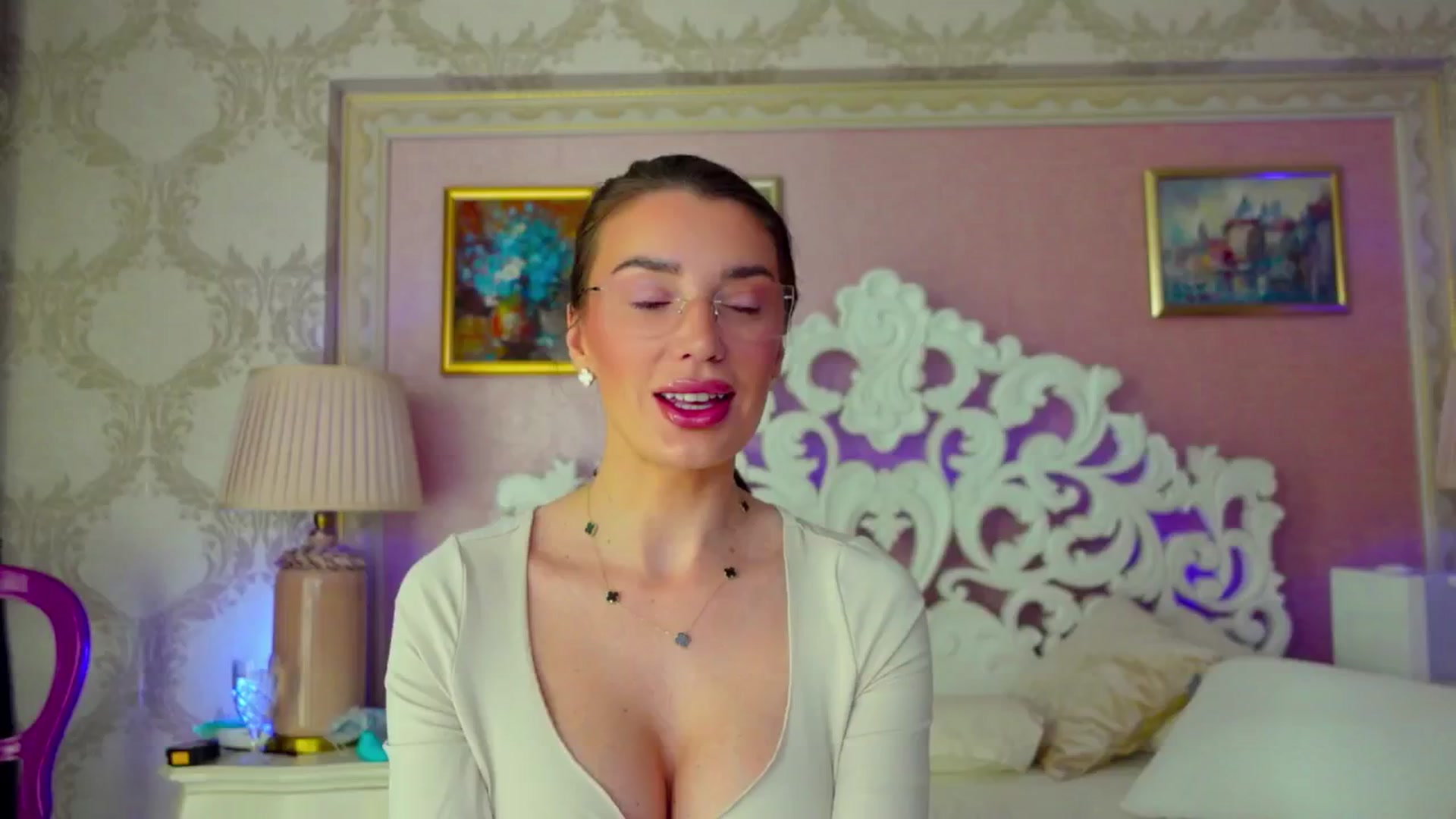 Gallery image thumbnail from LaniaJ's myfreecams stream on, 04/16/2025, 07:02 image 10 of 20