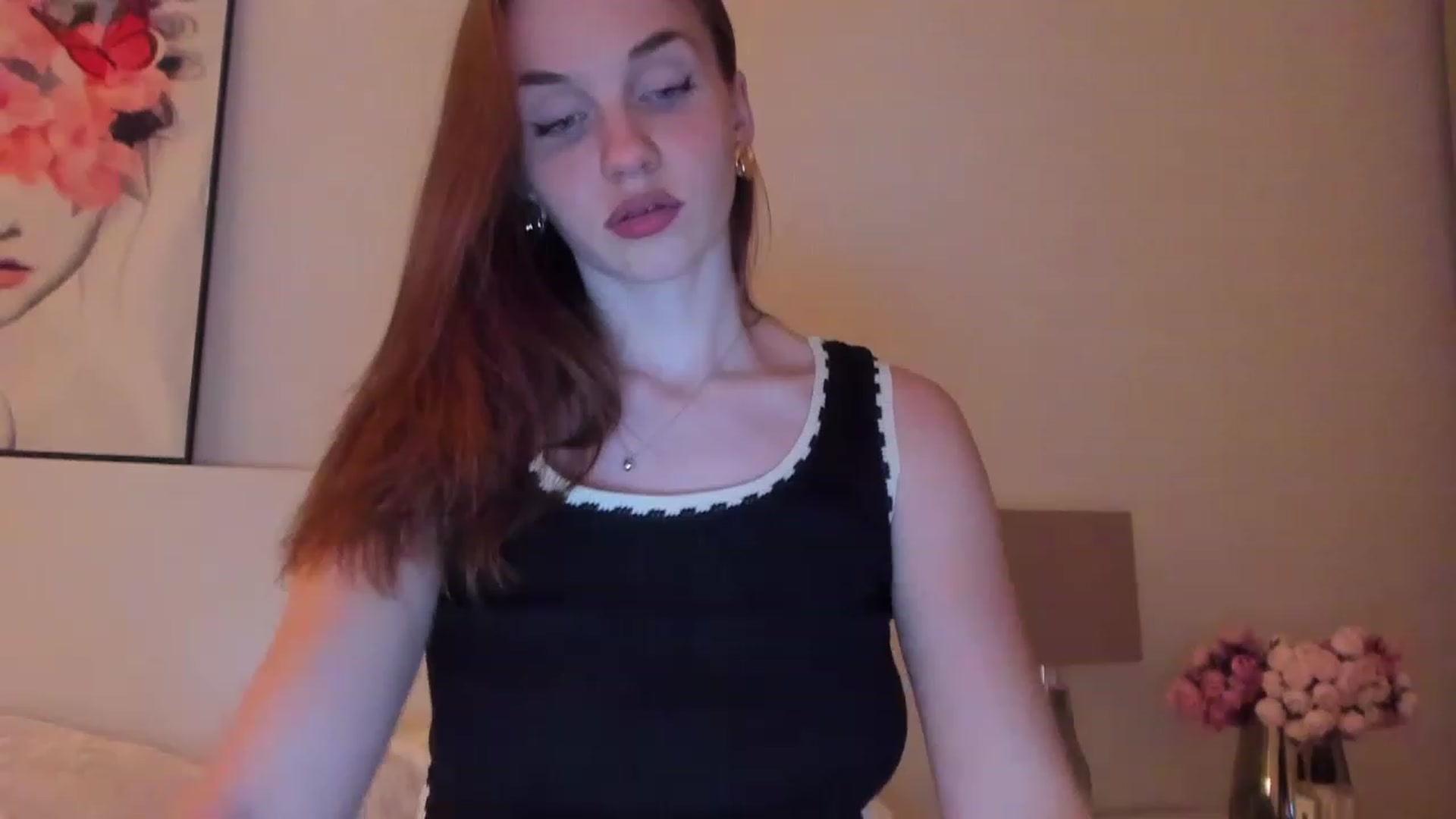 Gallery image thumbnail from Lanie__Love's myfreecams stream on, 11/25/2022, 19:58 image 13 of 20
