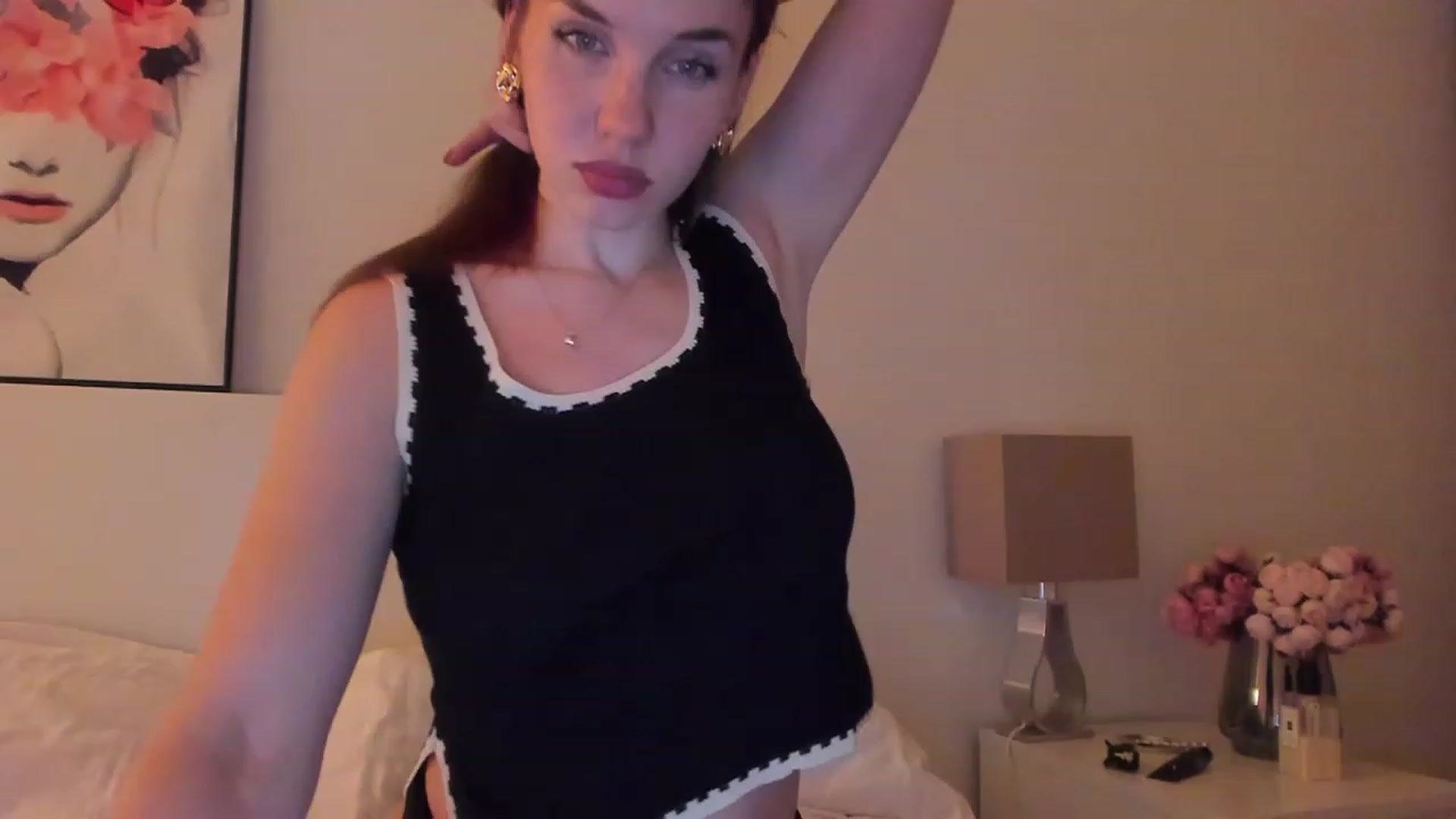 Gallery image thumbnail from Lanie__Love's myfreecams stream on, 11/25/2022, 19:58 image 14 of 20