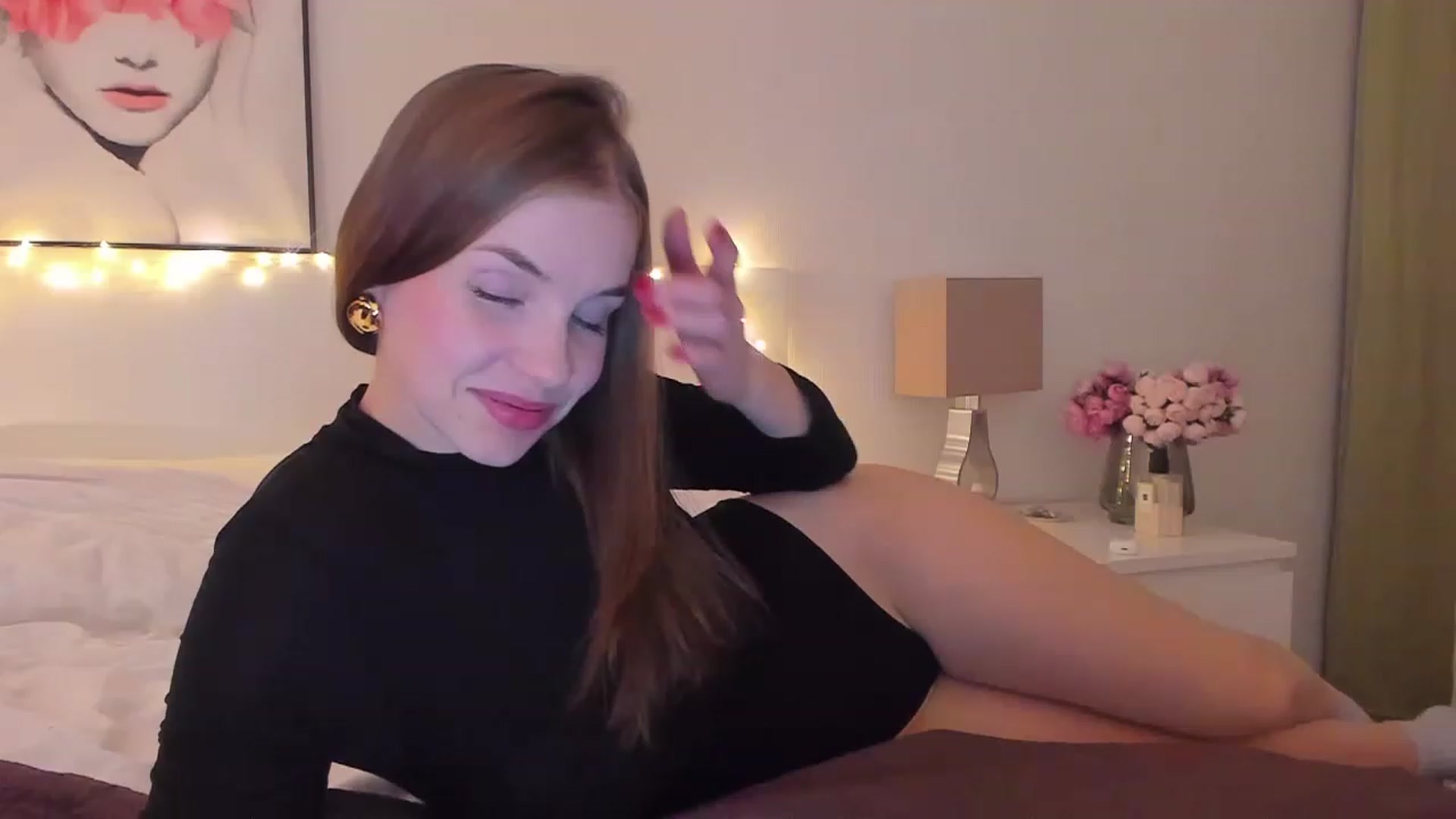 Gallery image thumbnail from Lanie__Love's myfreecams stream on, 12/02/2022, 20:17 image 18 of 20