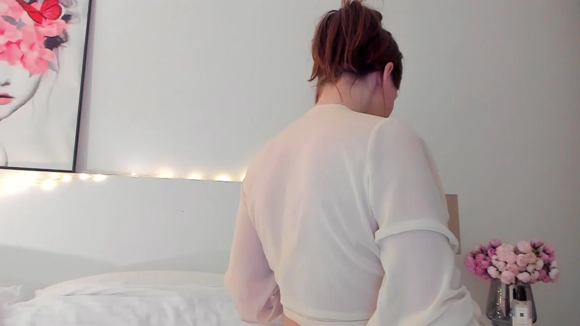 Gallery image thumbnail from Lanie__Love's myfreecams stream on, 12/06/2022, 20:56 image 1 of 20