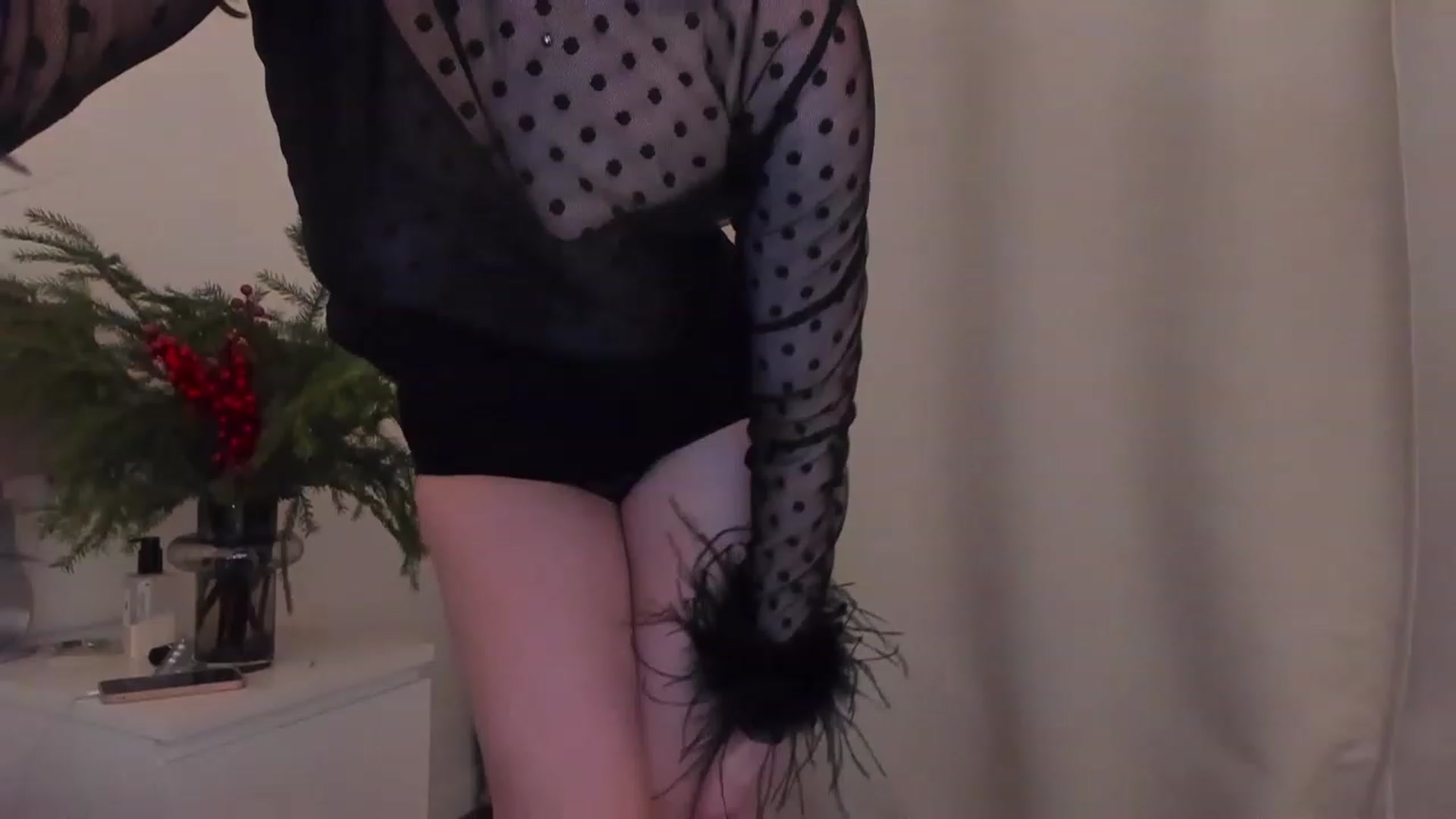 Gallery image thumbnail from Lanie__Love's myfreecams stream on, 12/30/2022, 19:47 image 16 of 20