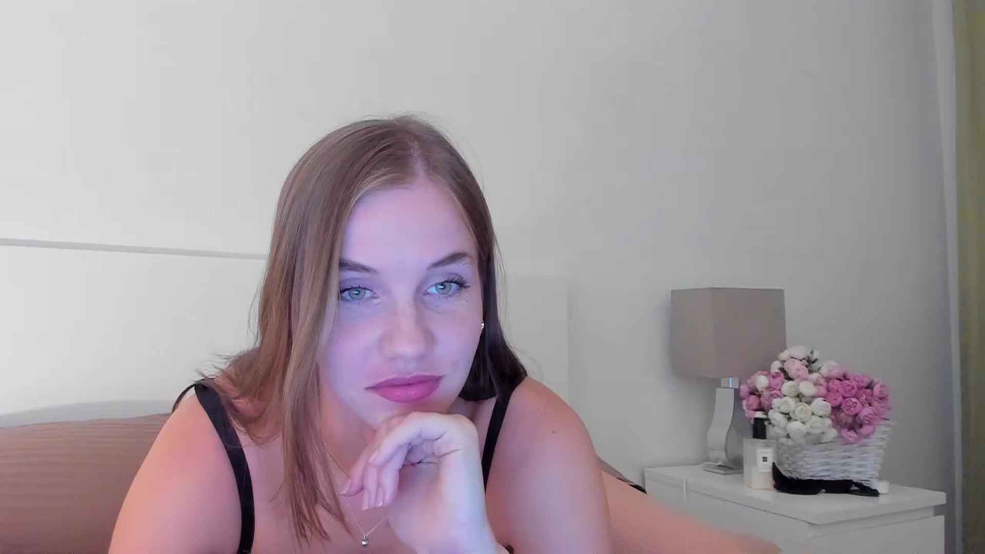 Gallery image thumbnail from Lanie__Love's myfreecams stream on, 07/08/2023, 20:22 image 4 of 20