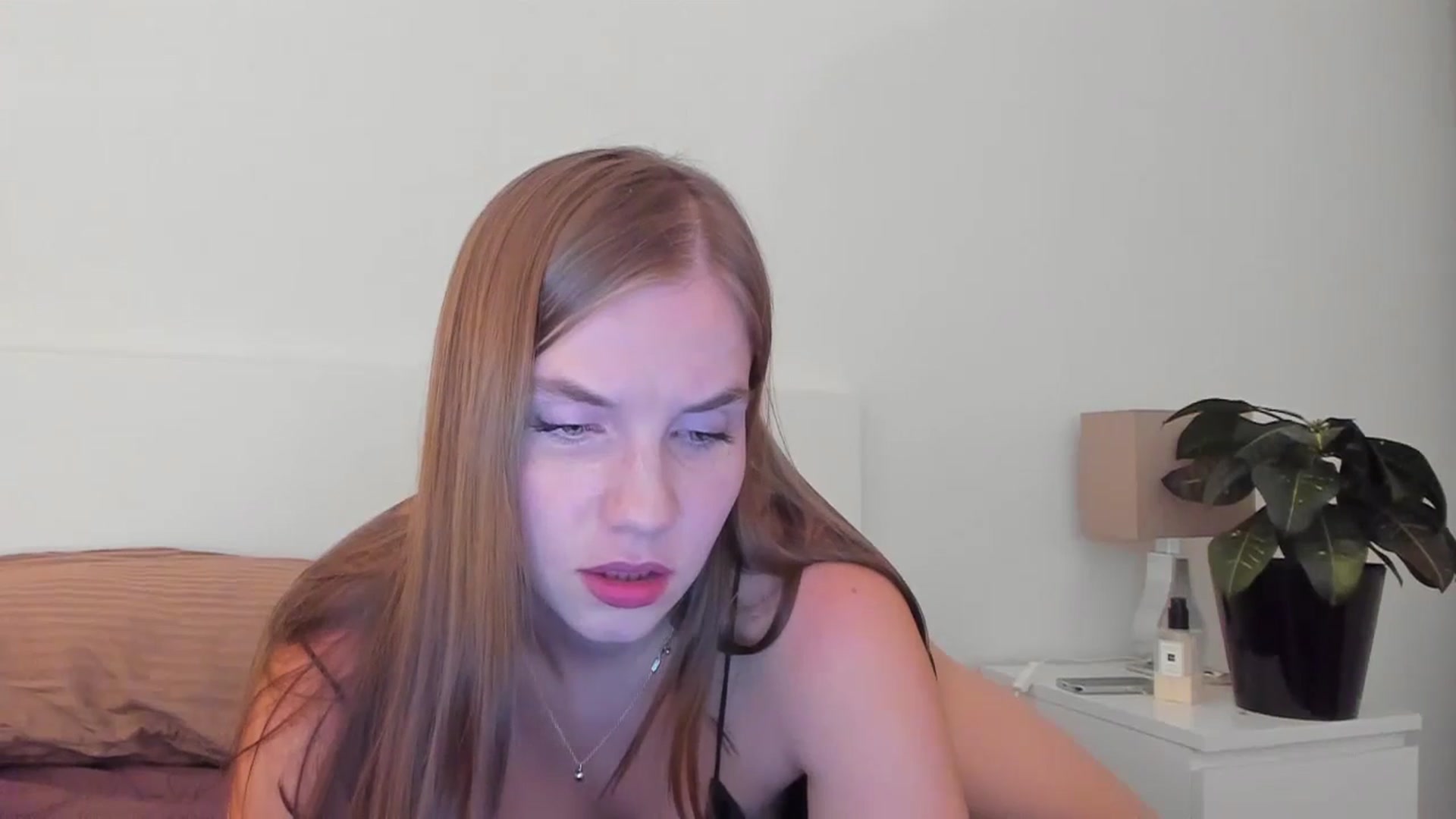 Gallery image thumbnail from Lanie__Love's myfreecams stream on, 08/25/2023, 20:22 image 10 of 20