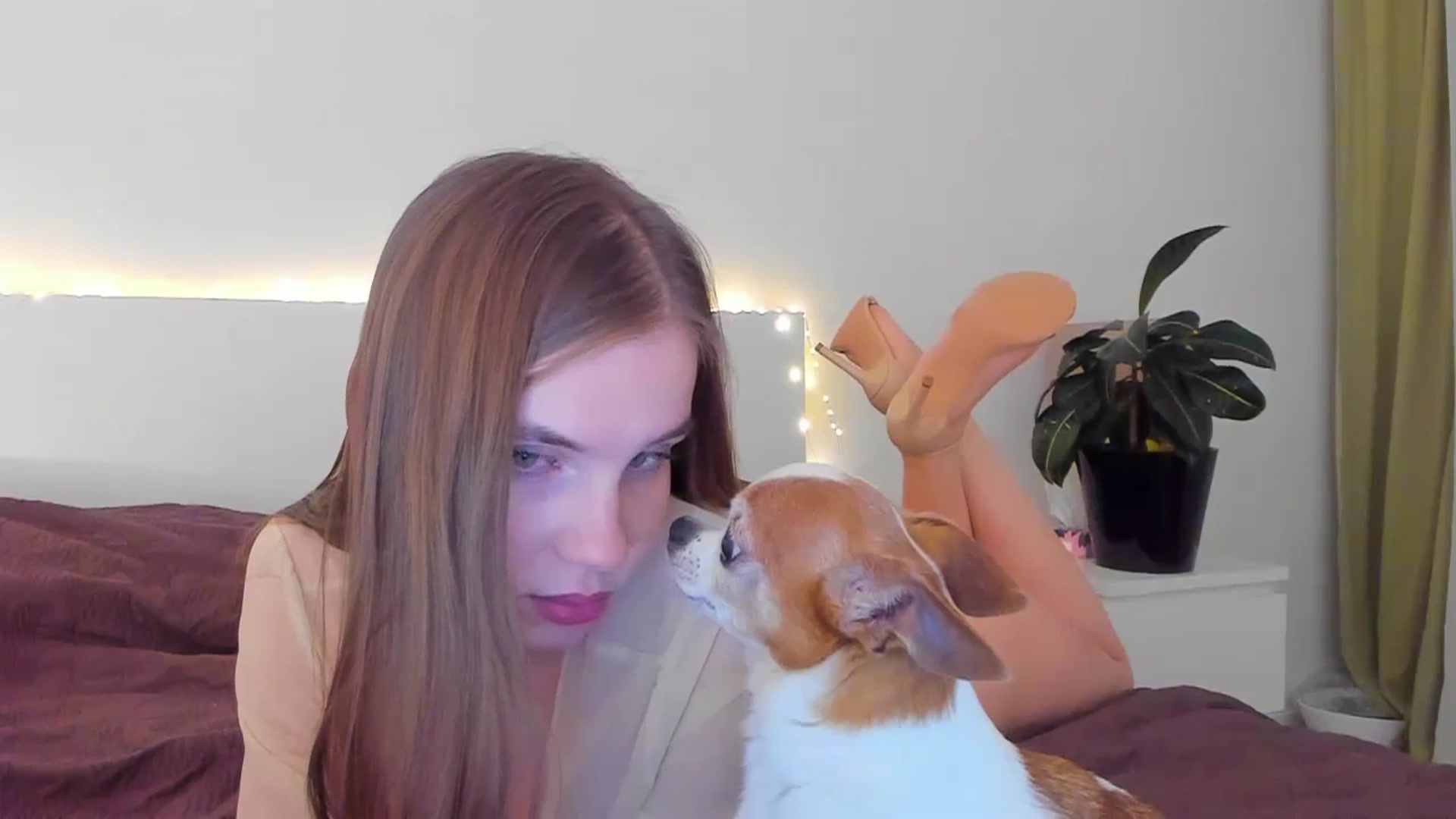 Gallery image thumbnail from Lanie__Love's myfreecams stream on, 12/13/2023, 20:59 image 11 of 20