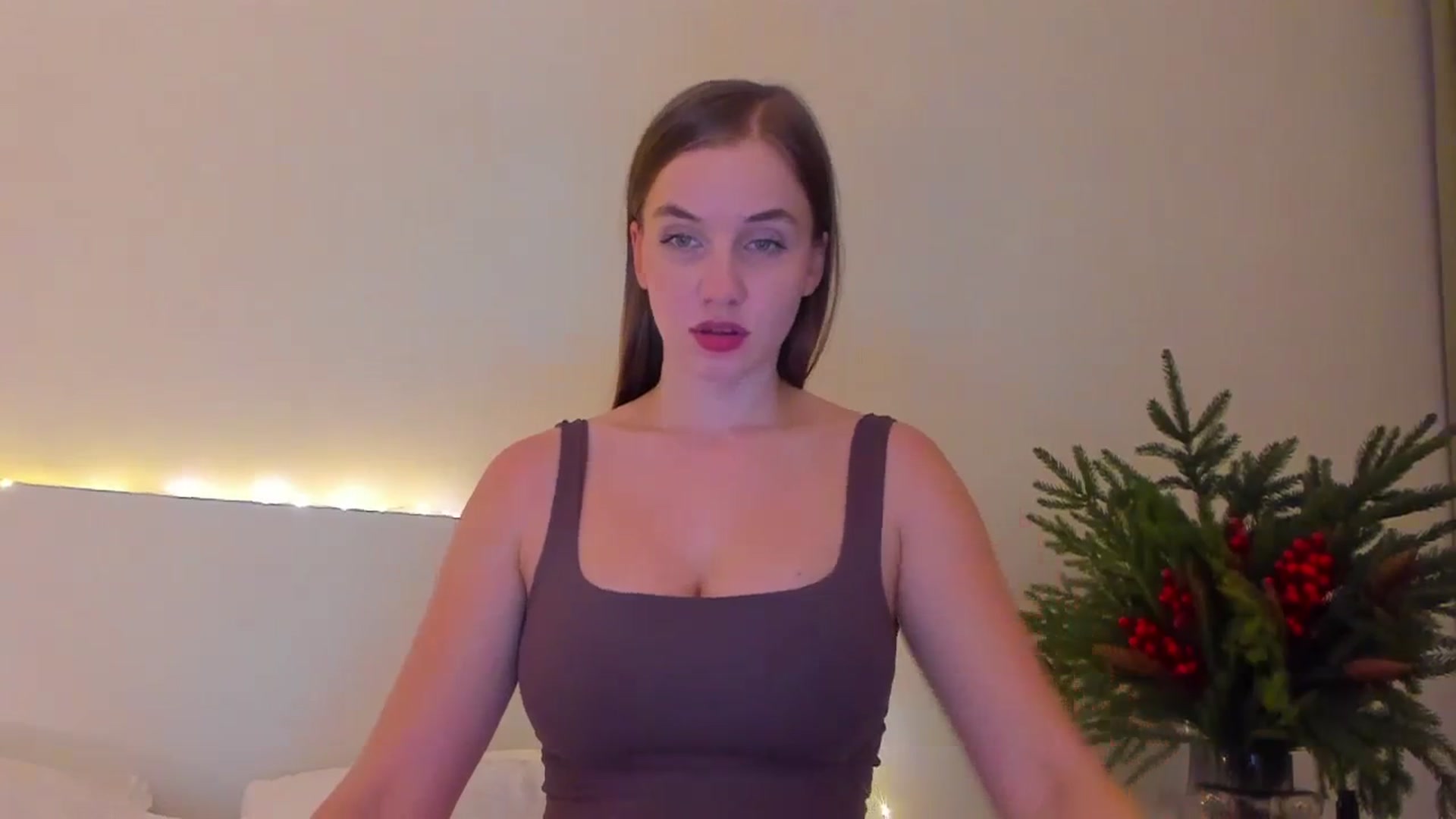 Gallery image thumbnail from Lanie__Love's myfreecams stream on, 12/22/2023, 20:37 image 9 of 20