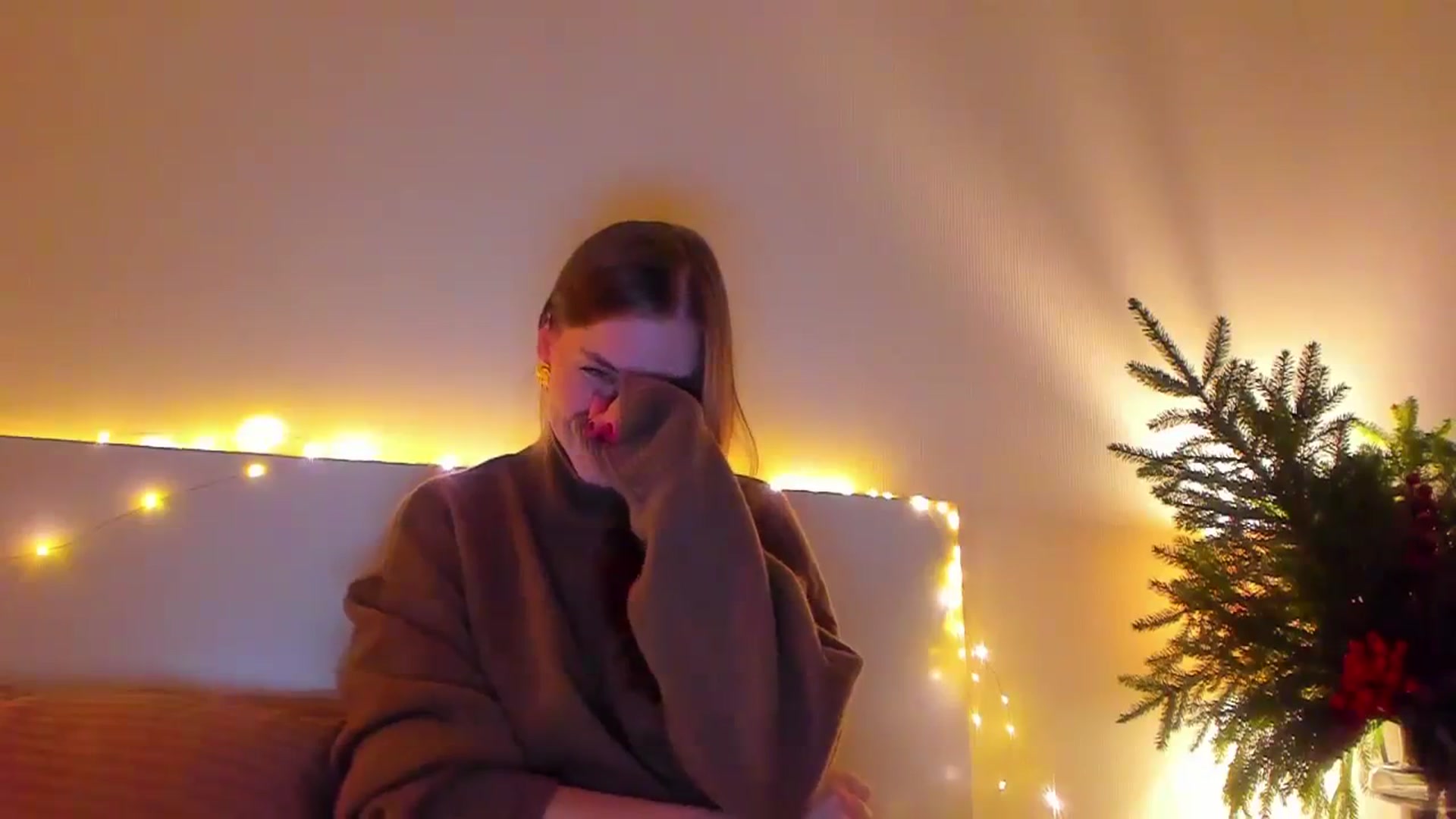 Gallery image thumbnail from Lanie__Love's myfreecams stream on, 01/06/2024, 21:29 image 9 of 20