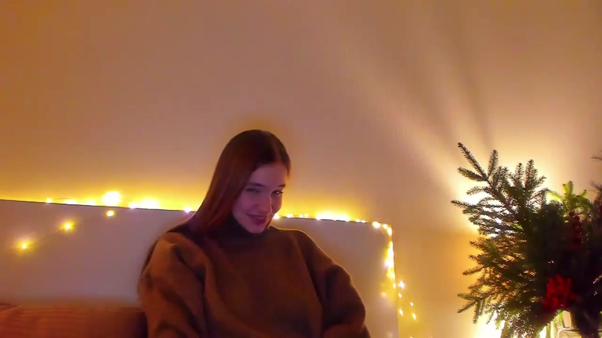 Gallery image thumbnail from Lanie__Love's myfreecams stream on, 01/06/2024, 21:29 image 12 of 20