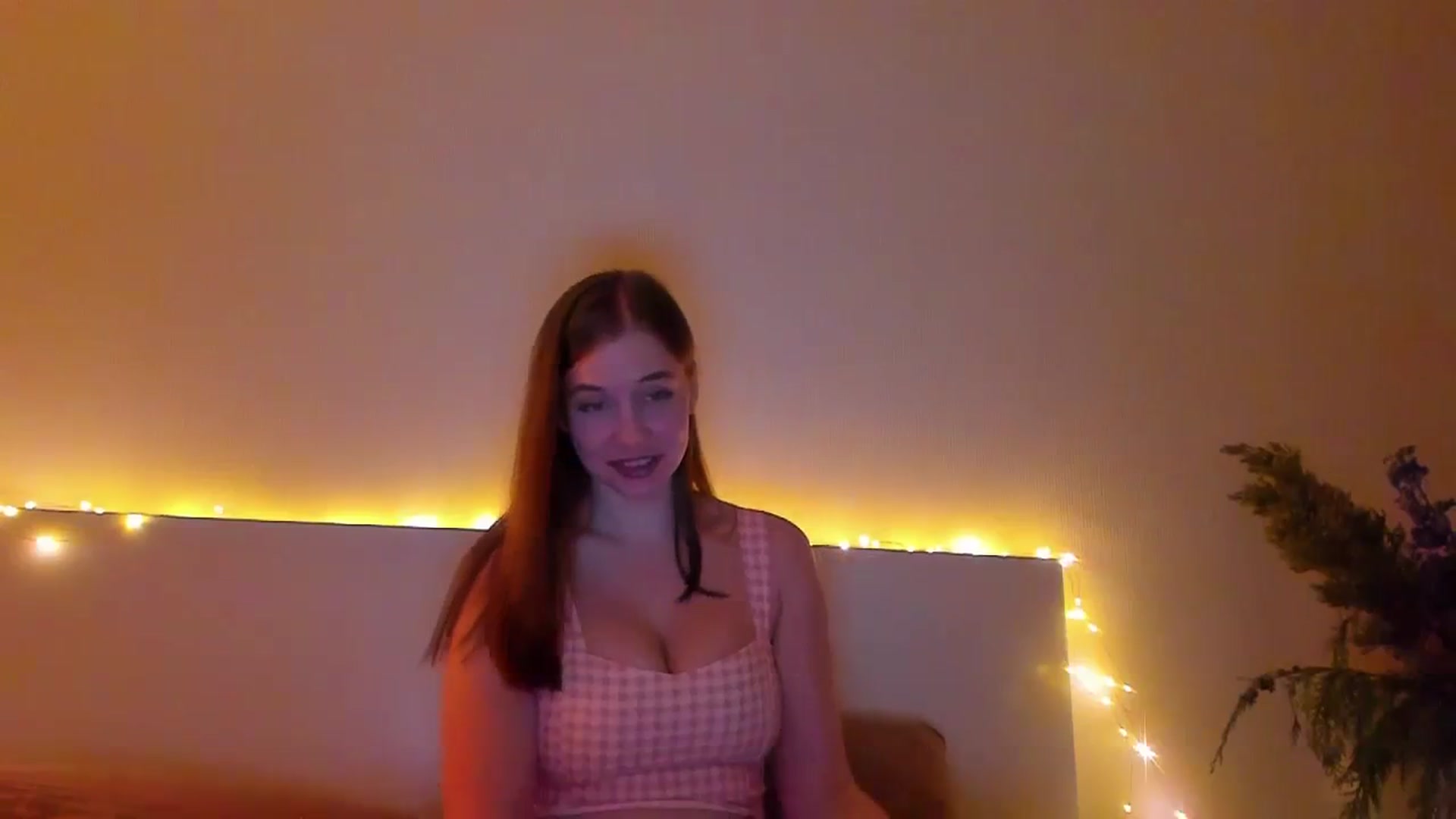 Gallery image thumbnail from Lanie__Love's myfreecams stream on, 02/05/2024, 20:07 image 7 of 20