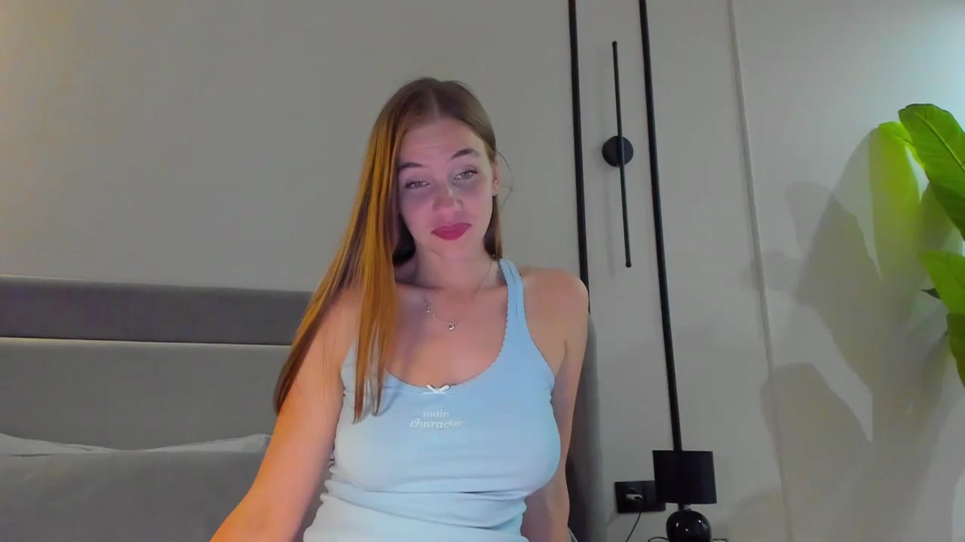 Gallery image thumbnail from Lanie__Love's myfreecams stream on, 05/20/2024, 19:11 image 3 of 20