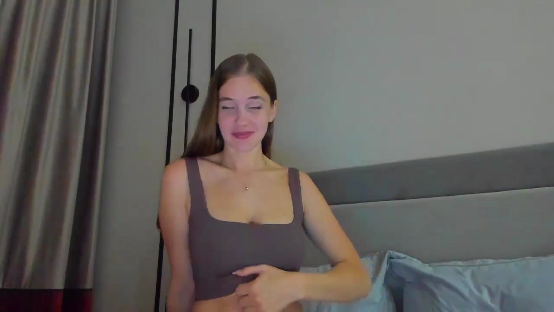 Gallery image thumbnail from Lanie__Love's myfreecams stream on, 05/24/2024, 16:41 image 13 of 20