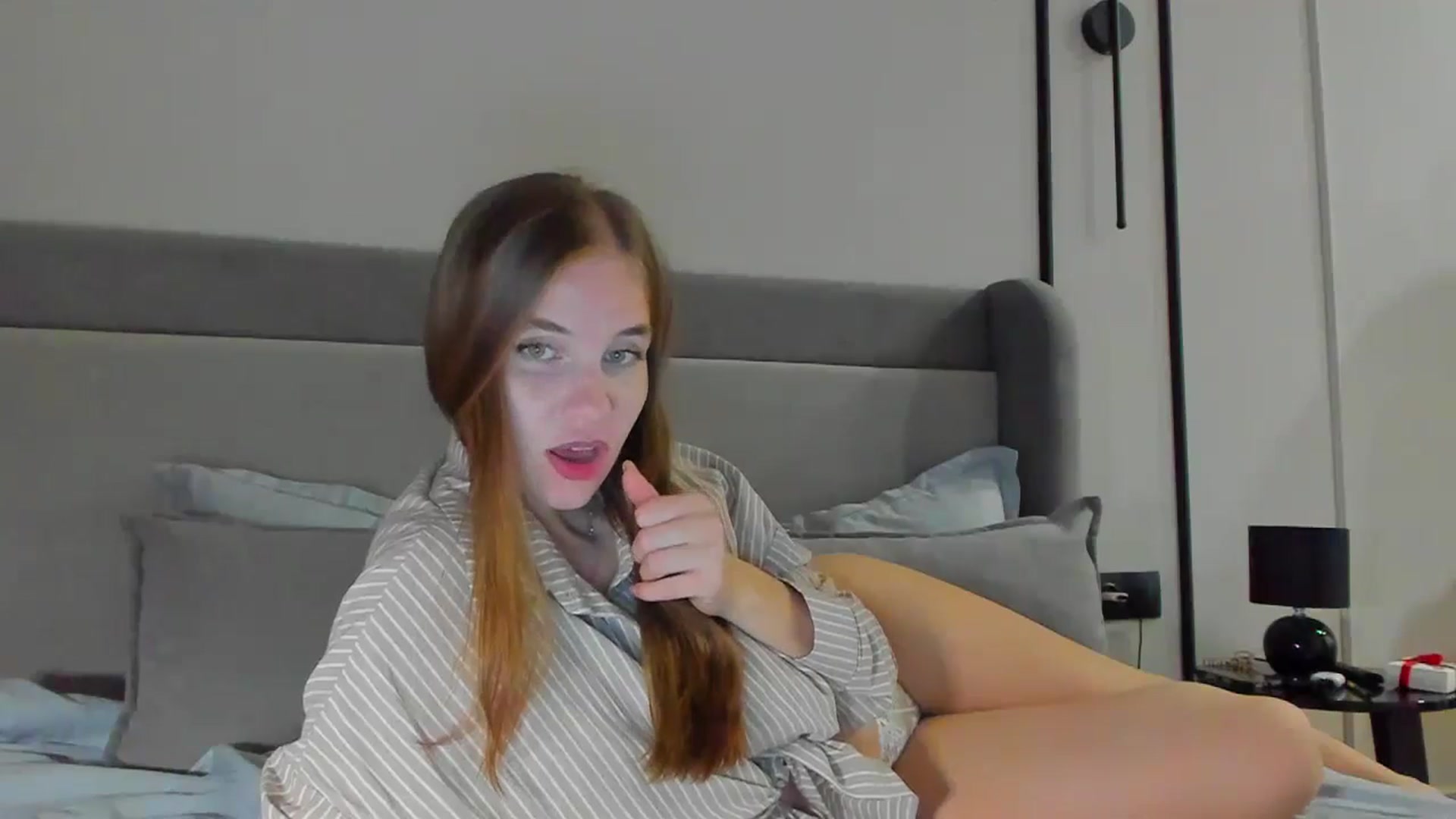 Gallery image thumbnail from Lanie__Love's myfreecams stream on, 05/29/2024, 17:58 image 15 of 20