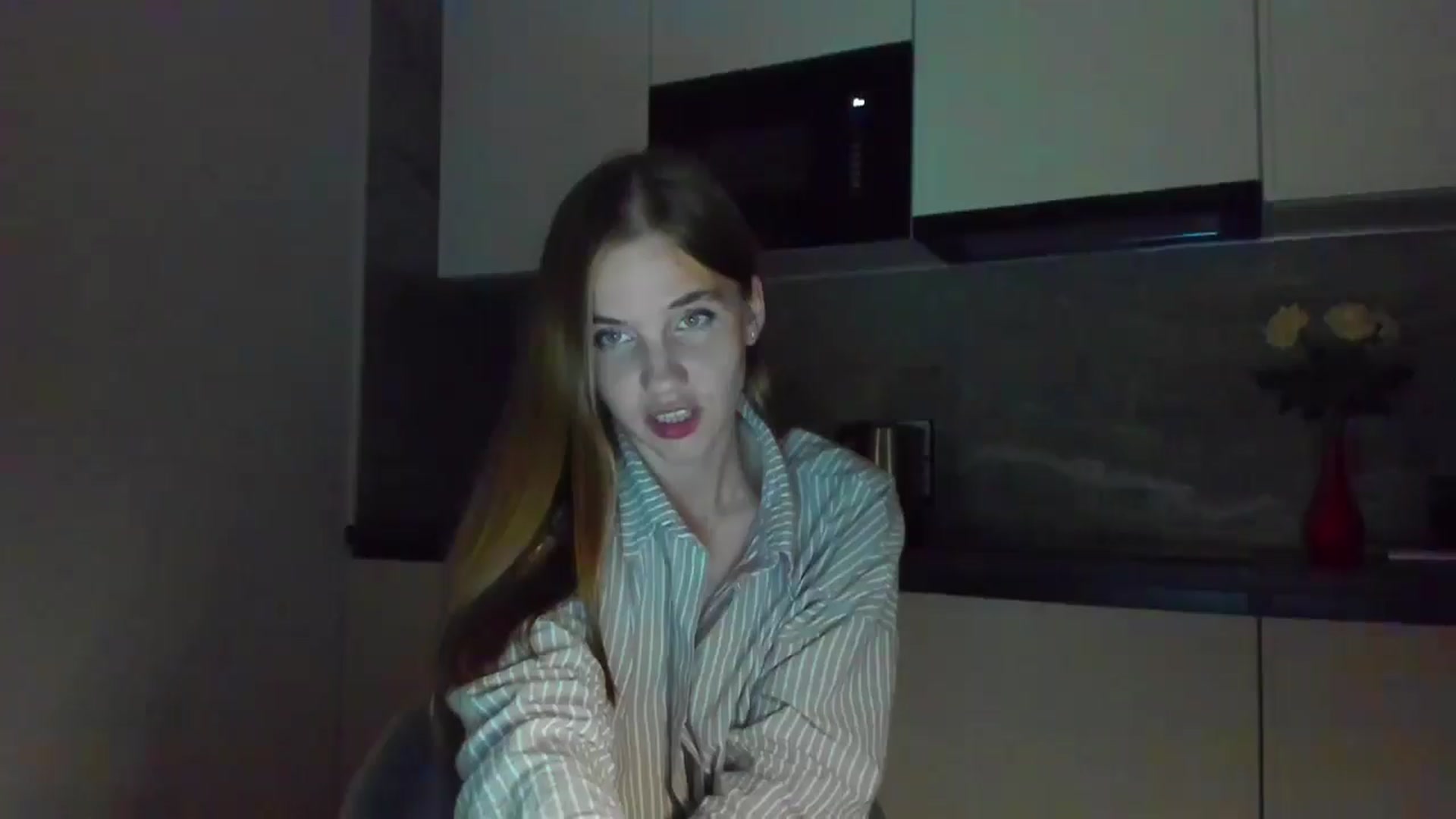 Gallery image thumbnail from Lanie__Love's myfreecams stream on, 06/06/2024, 19:02 image 15 of 20