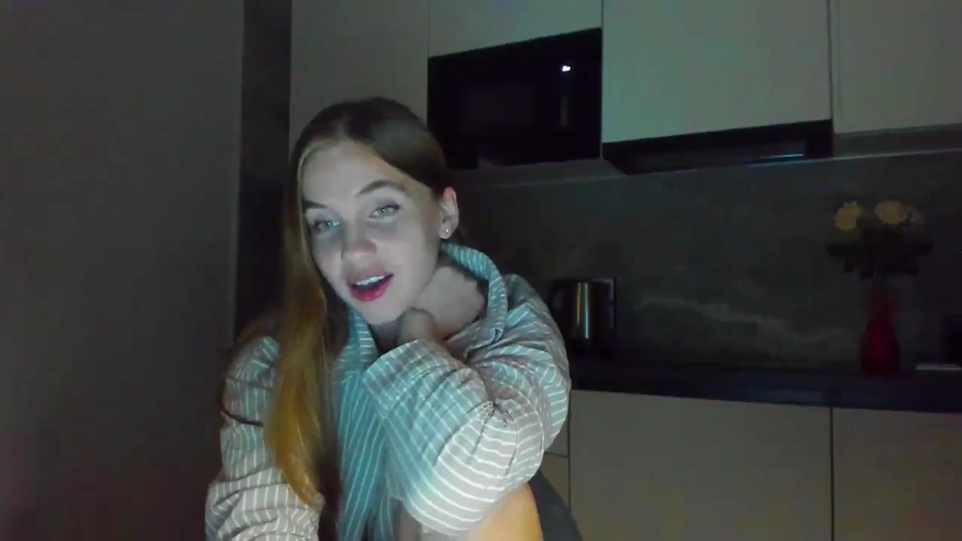 Gallery image thumbnail from Lanie__Love's myfreecams stream on, 06/06/2024, 19:02 image 8 of 20