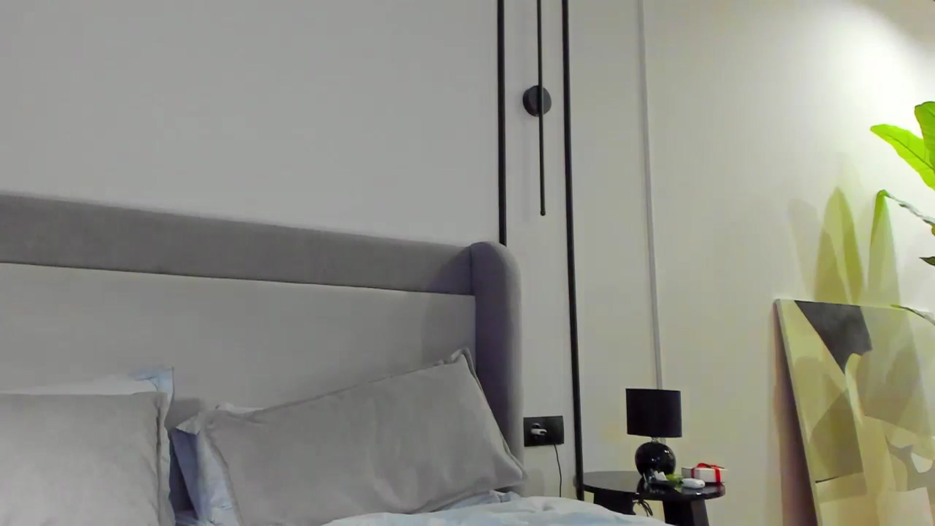 Gallery image thumbnail from Lanie__Love's myfreecams stream on, 06/08/2024, 17:17 image 6 of 20