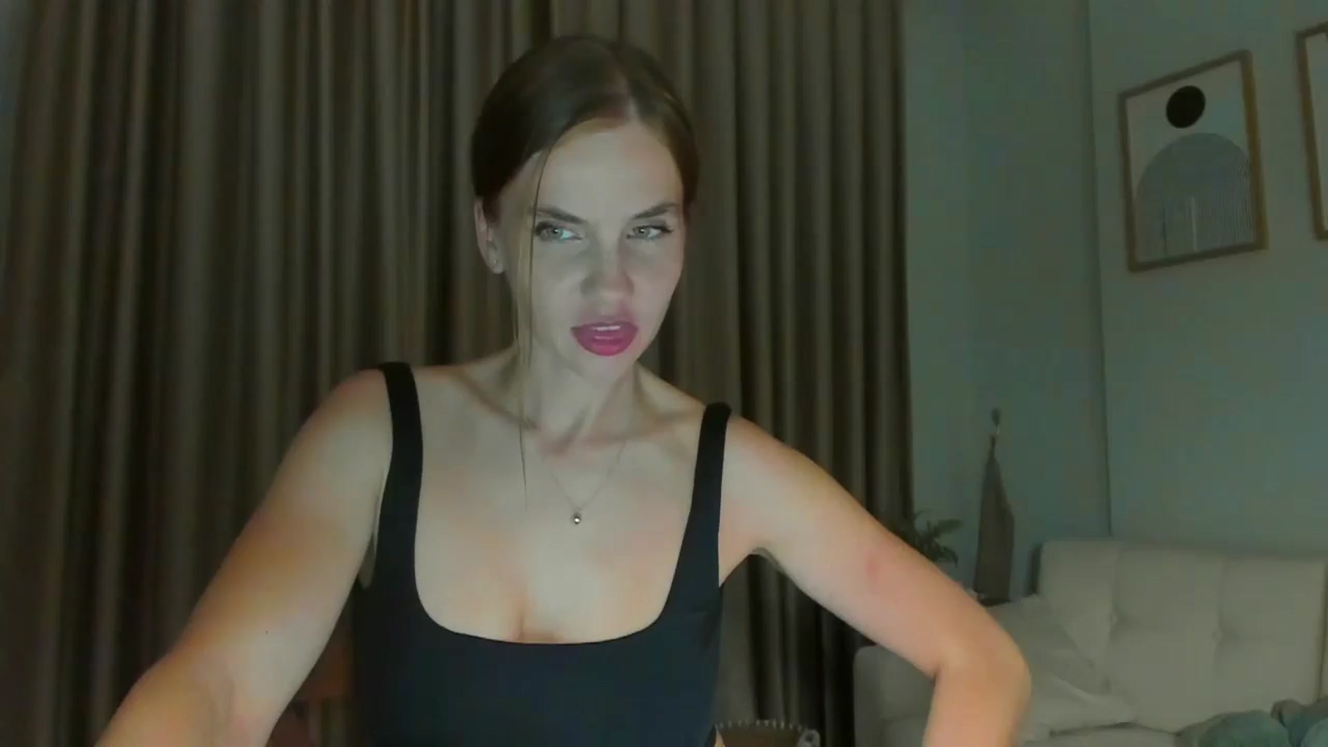 Gallery image thumbnail from Lanie__Love's myfreecams stream on, 06/23/2024, 19:01 image 10 of 20