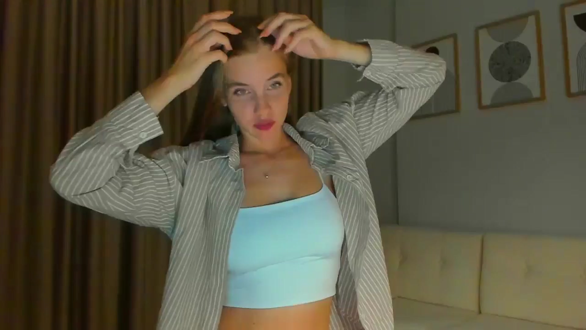 Gallery image thumbnail from Lanie__Love's myfreecams stream on, 06/24/2024, 19:48 image 4 of 20