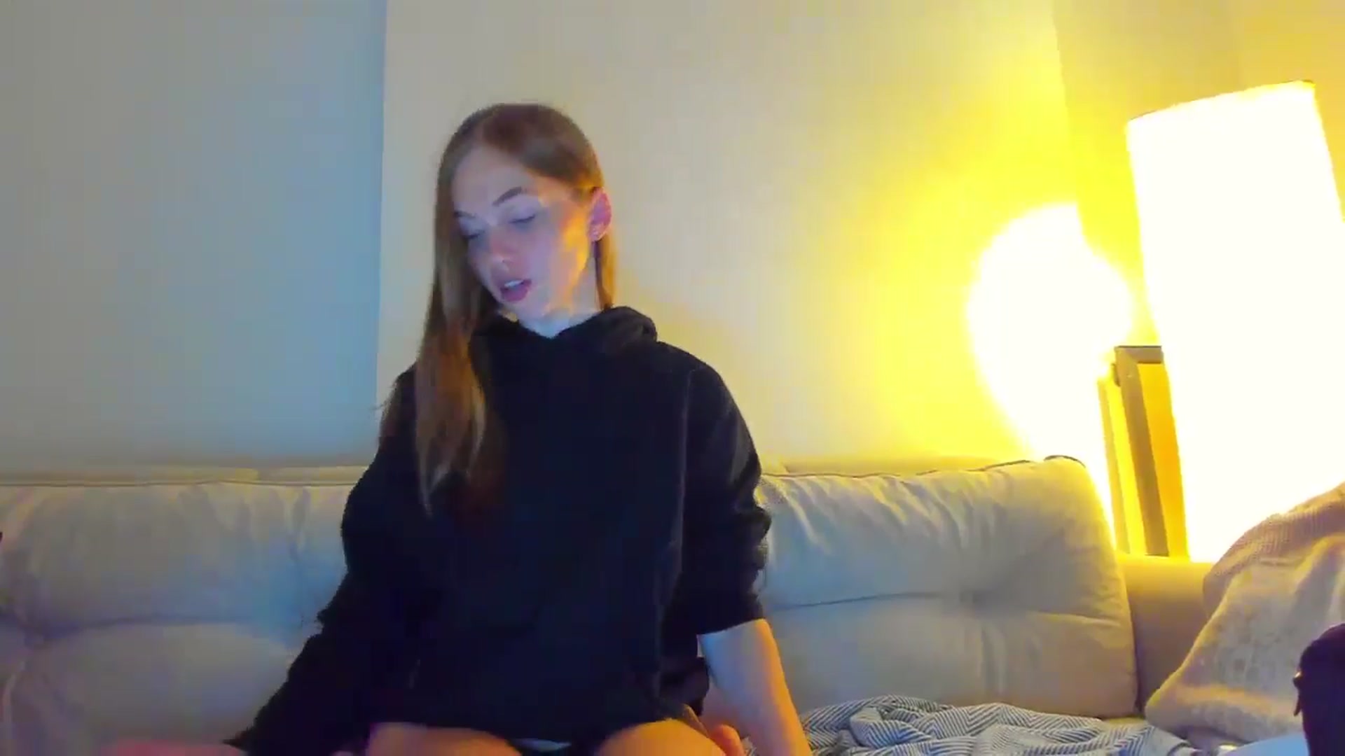 Gallery image thumbnail from Lanie__Love's myfreecams stream on, 08/29/2024, 19:19 image 4 of 20