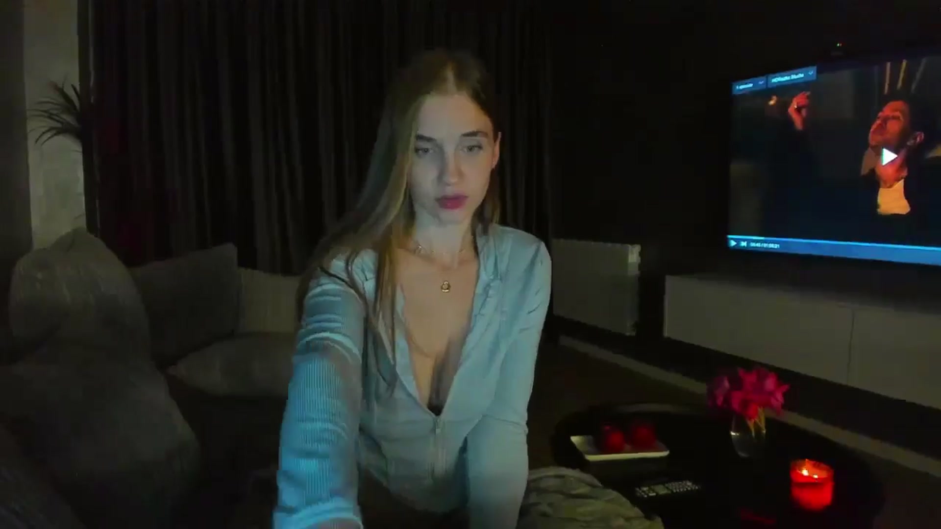 Gallery image thumbnail from Lanie__Love's myfreecams stream on, 10/09/2024, 20:13 image 17 of 20