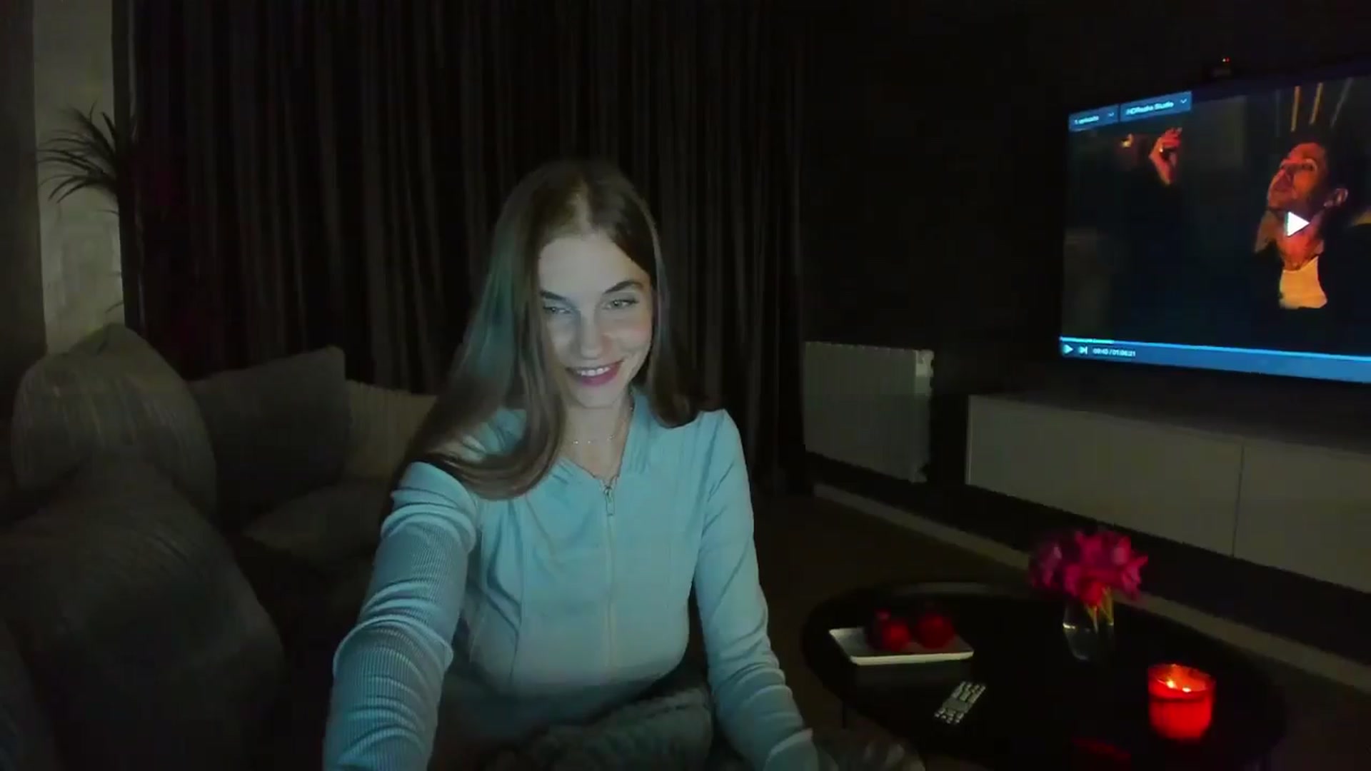 Gallery image thumbnail from Lanie__Love's myfreecams stream on, 10/09/2024, 20:13 image 4 of 20