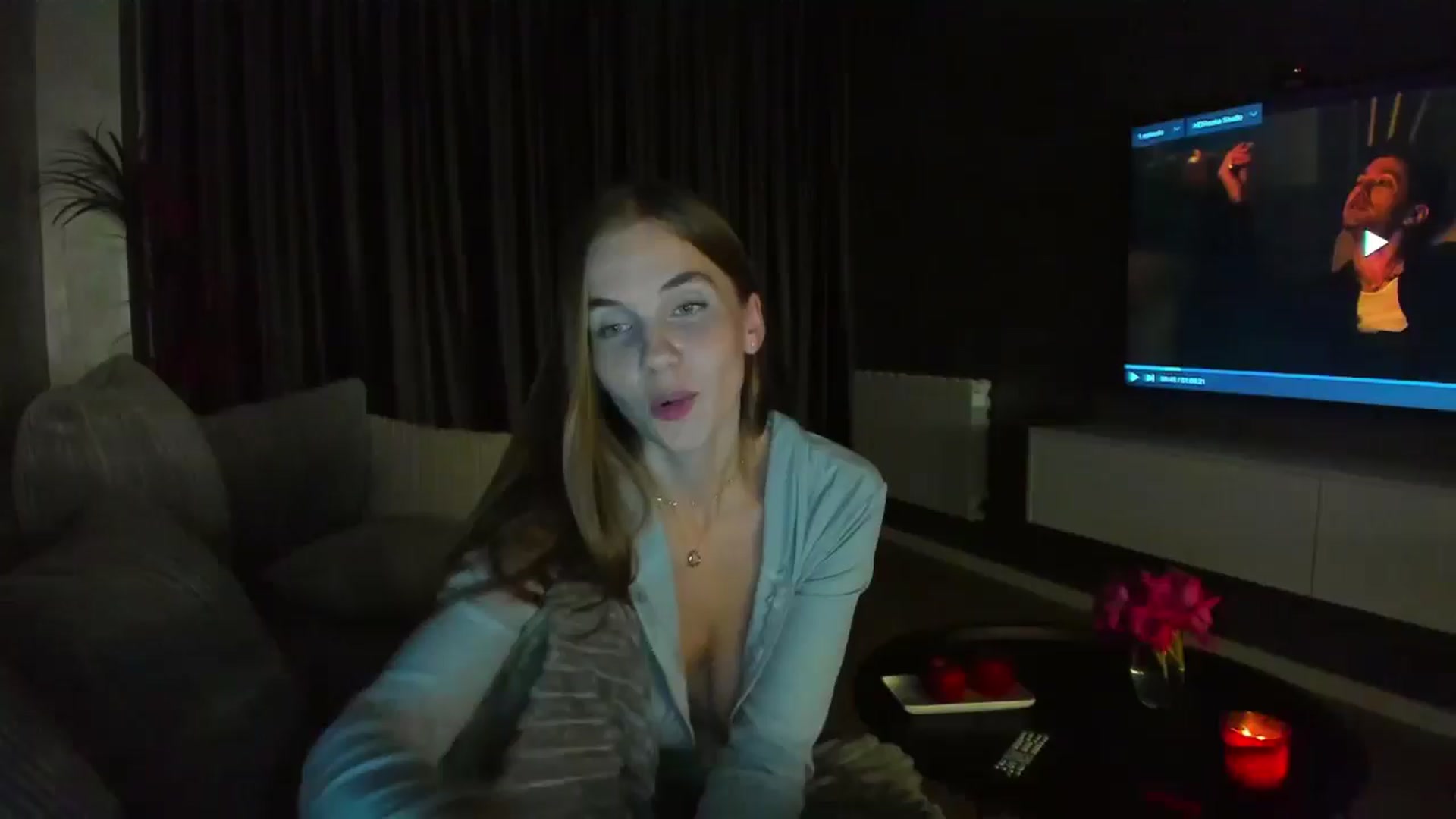 Gallery image thumbnail from Lanie__Love's myfreecams stream on, 10/09/2024, 20:13 image 11 of 20