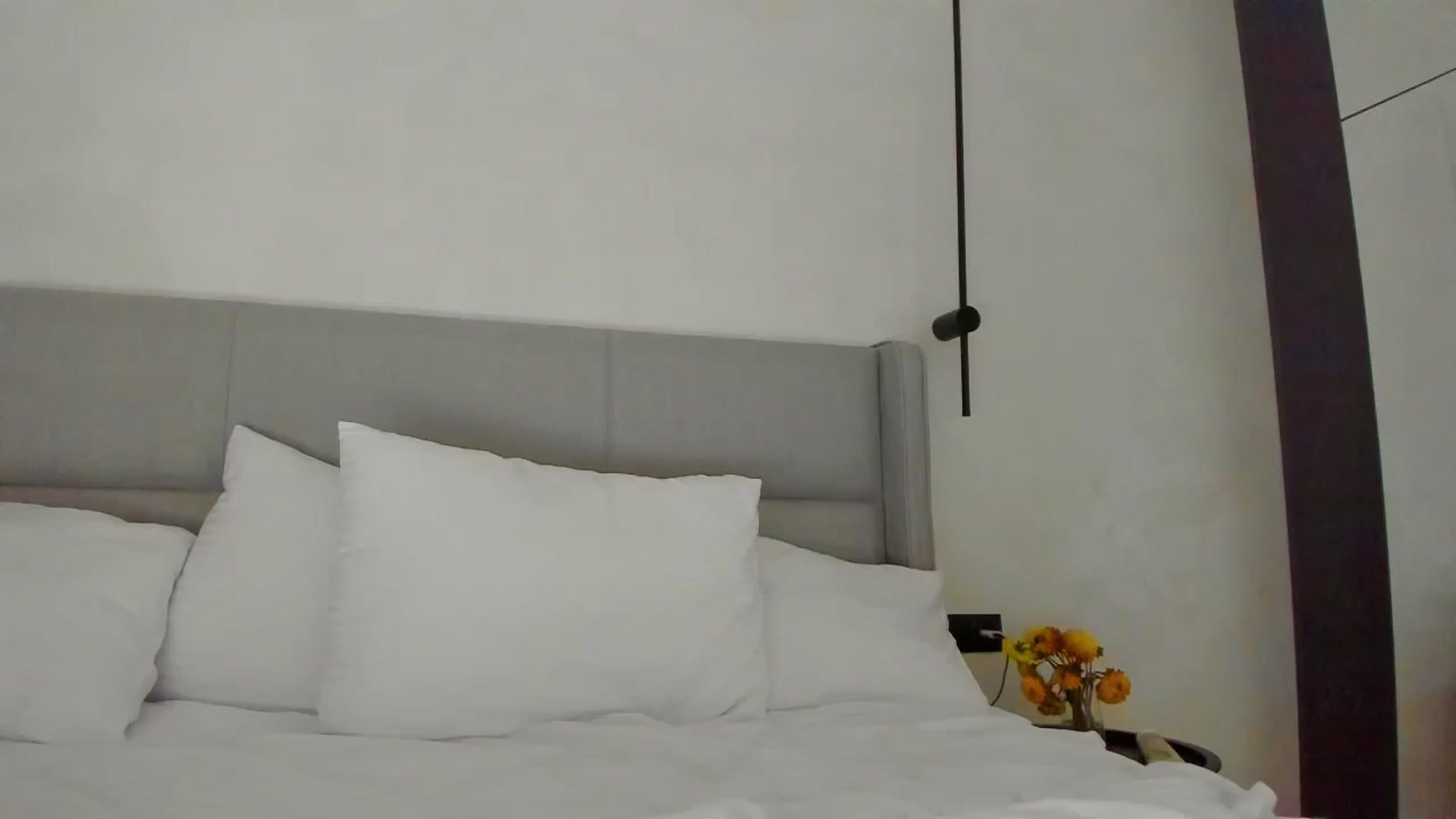 Gallery image thumbnail from Lanie__Love's myfreecams stream on, 10/19/2024, 18:24 image 1 of 20