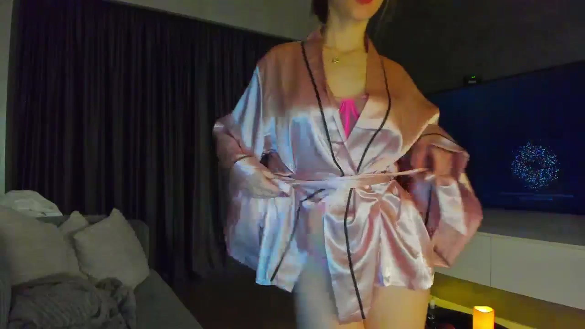Gallery image thumbnail from Lanie__Love's myfreecams stream on, 12/07/2024, 18:42 image 11 of 20