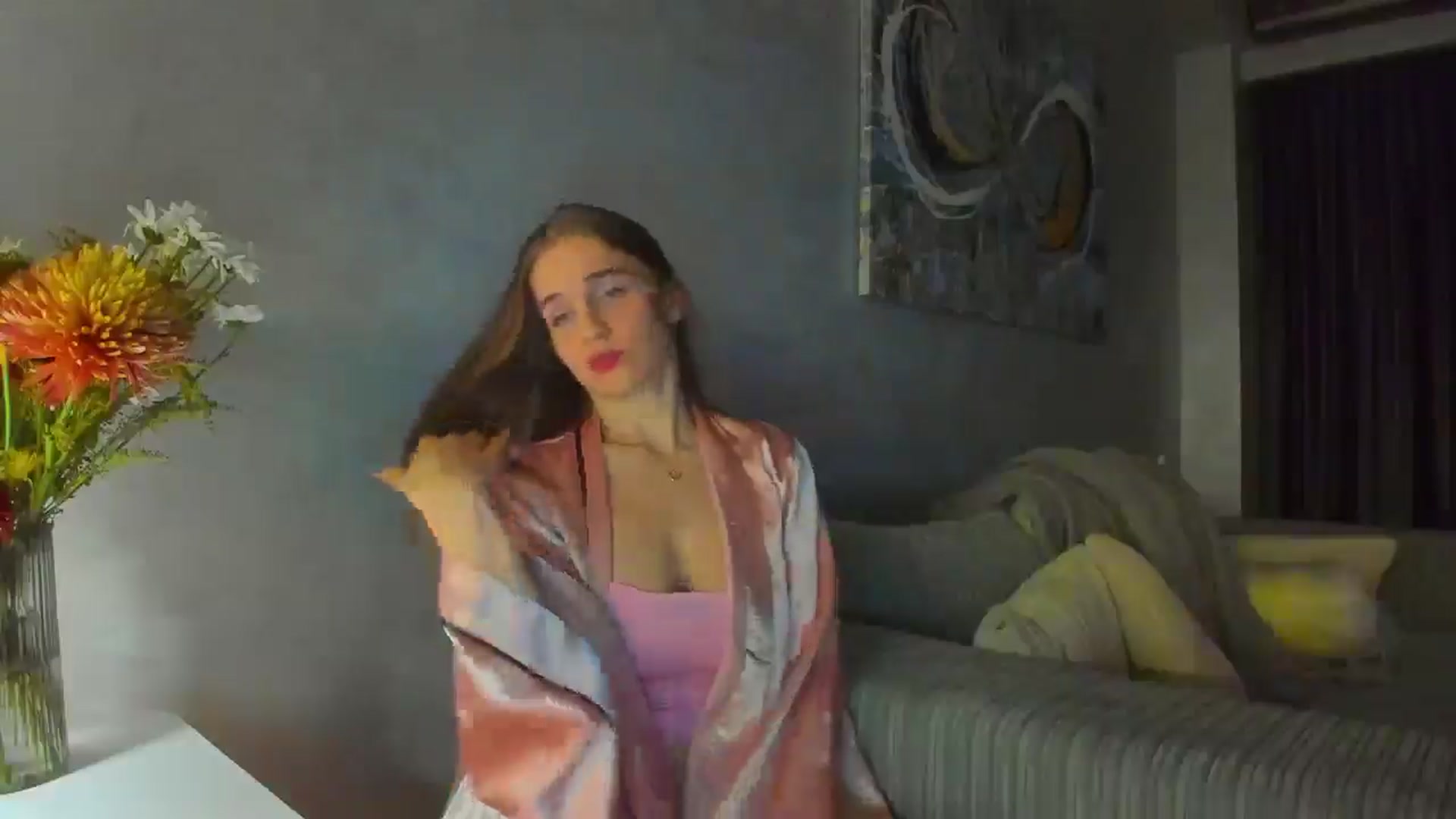 Gallery image thumbnail from Lanie__Love's myfreecams stream on, 12/19/2024, 20:28 image 7 of 20