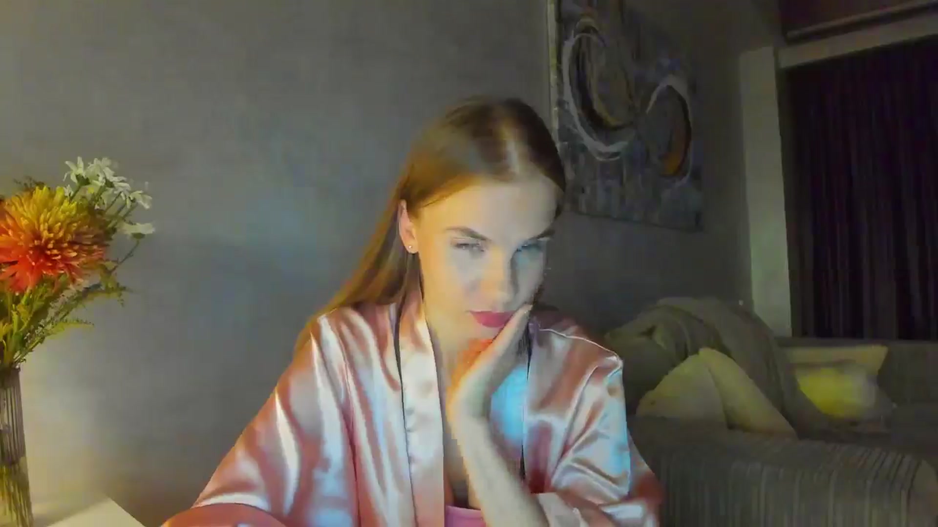 Gallery image thumbnail from Lanie__Love's myfreecams stream on, 12/19/2024, 20:28 image 13 of 20